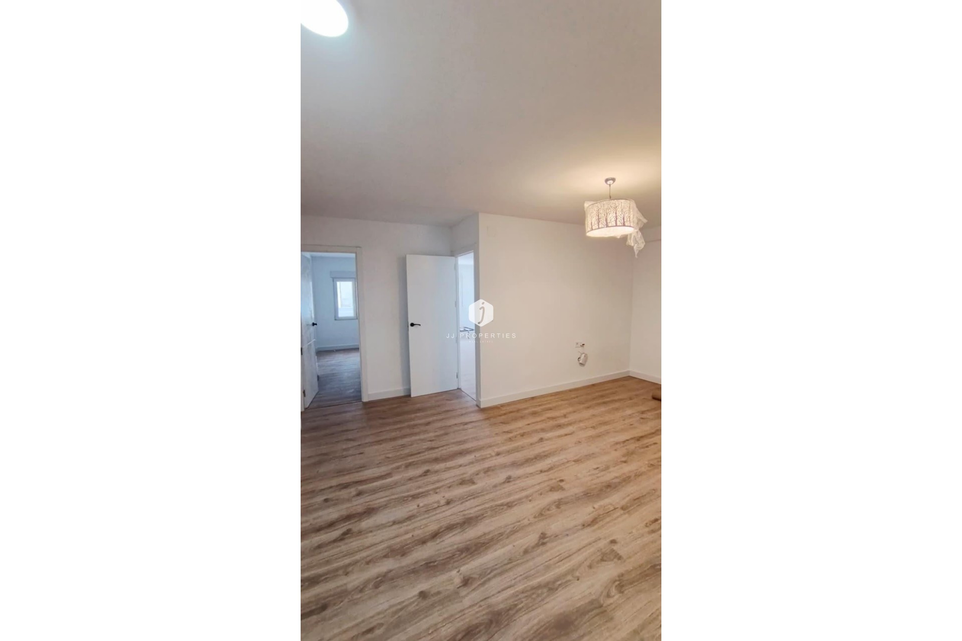 Tweedehands - Appartement / flat -
Torrevieja - Centro