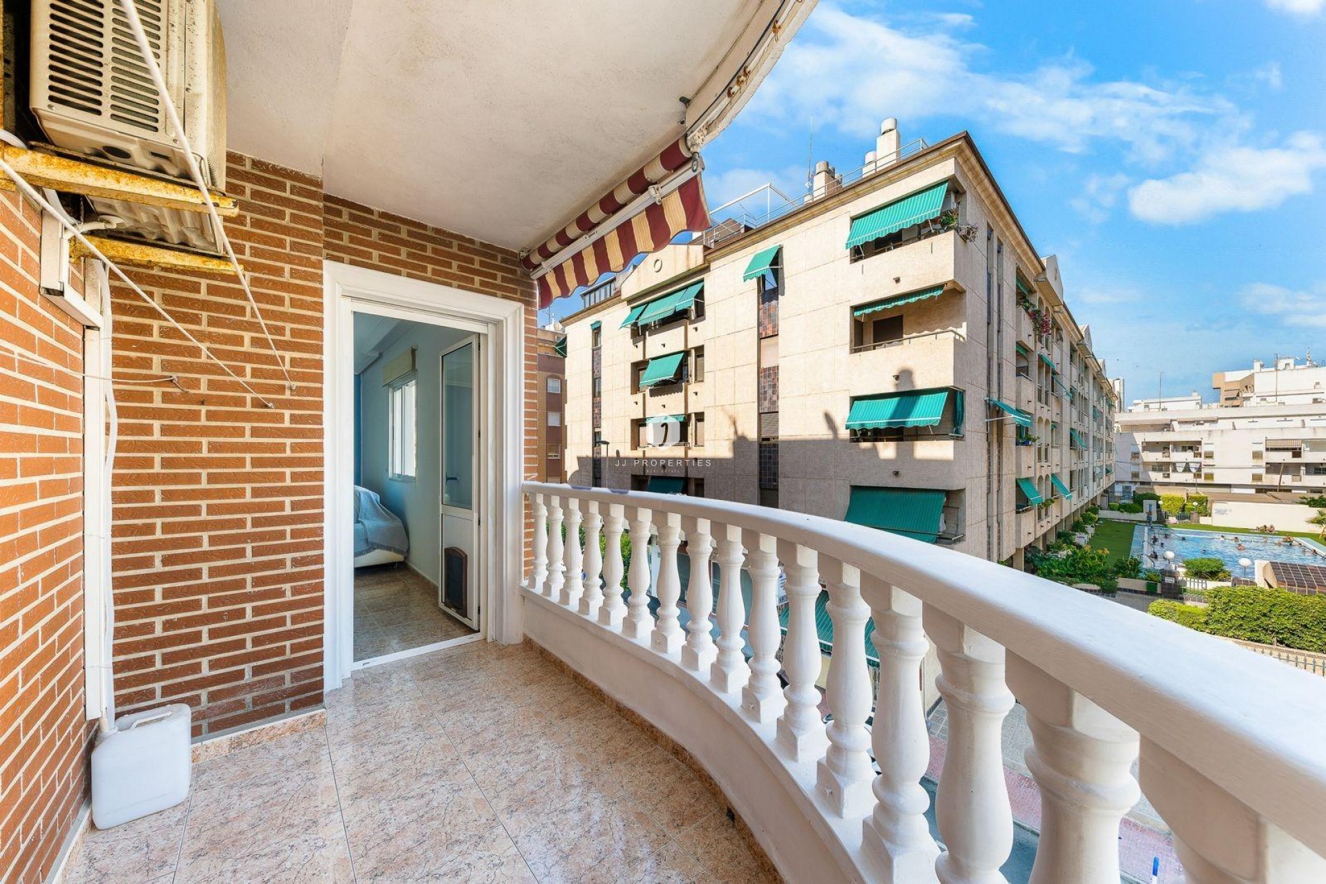 Tweedehands - Appartement / flat -
Torrevieja - Centro