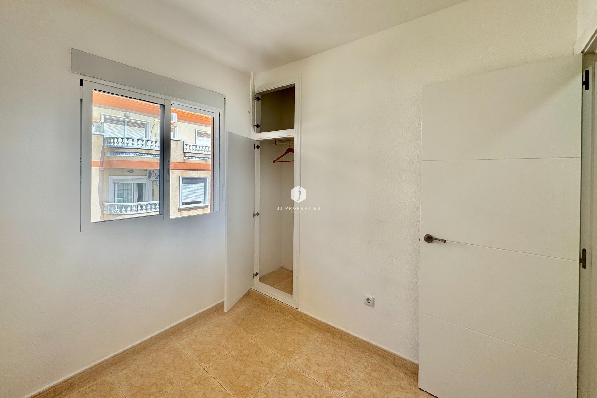 Tweedehands - Appartement / flat -
Torrevieja - Centro