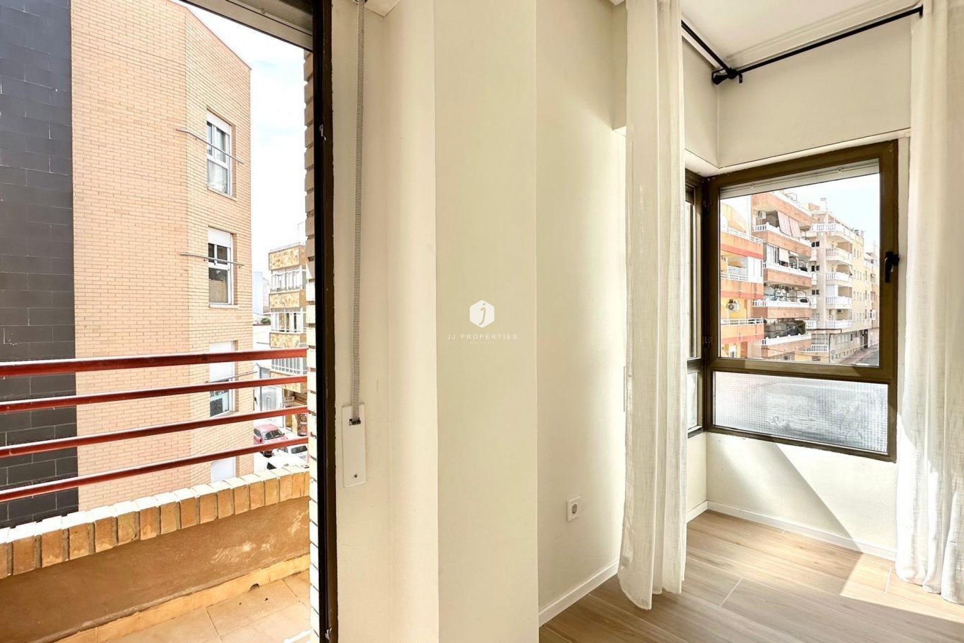 Tweedehands - Appartement / flat -
Torrevieja - Centro