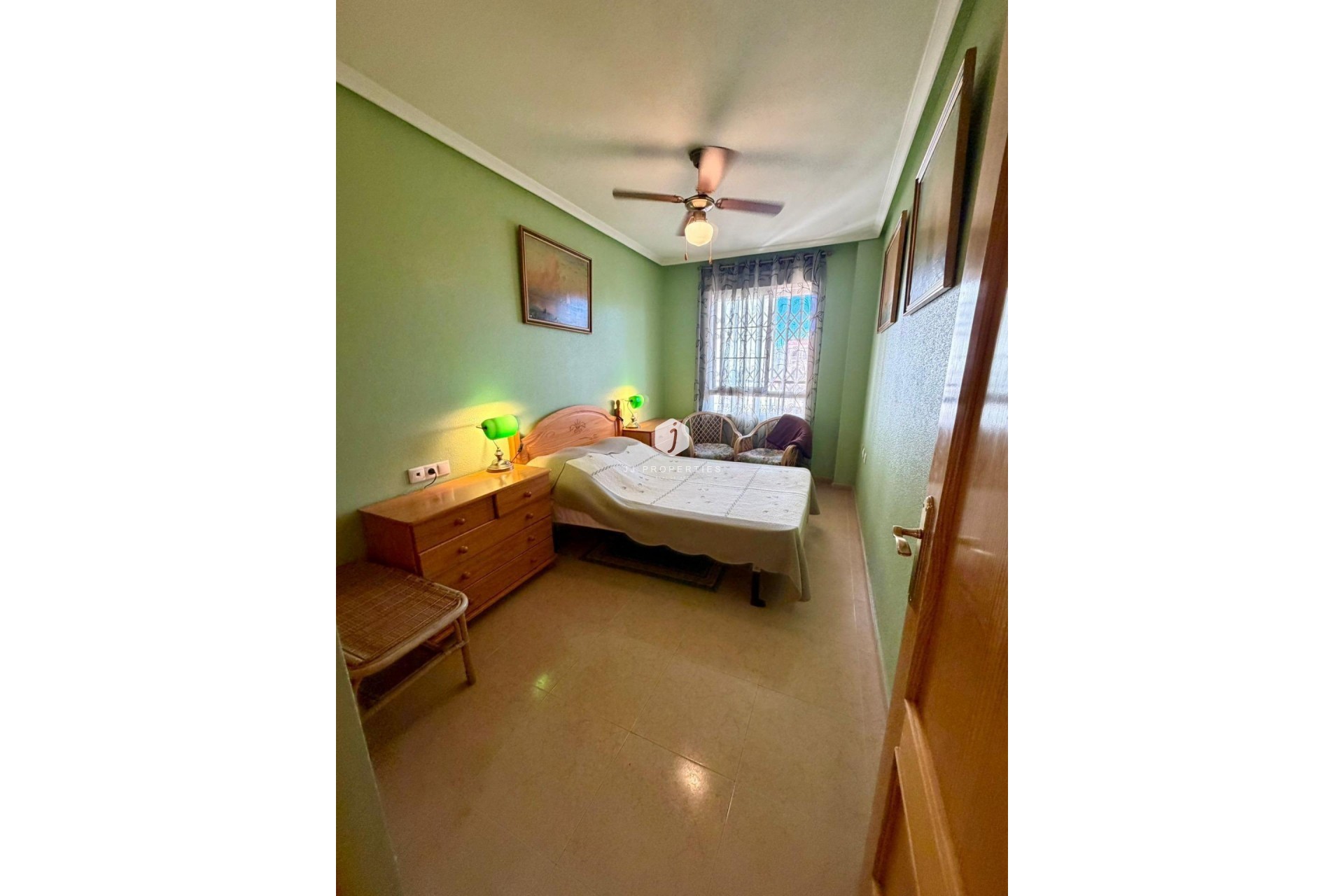 Tweedehands - Appartement / flat -
Torrevieja - Centro
