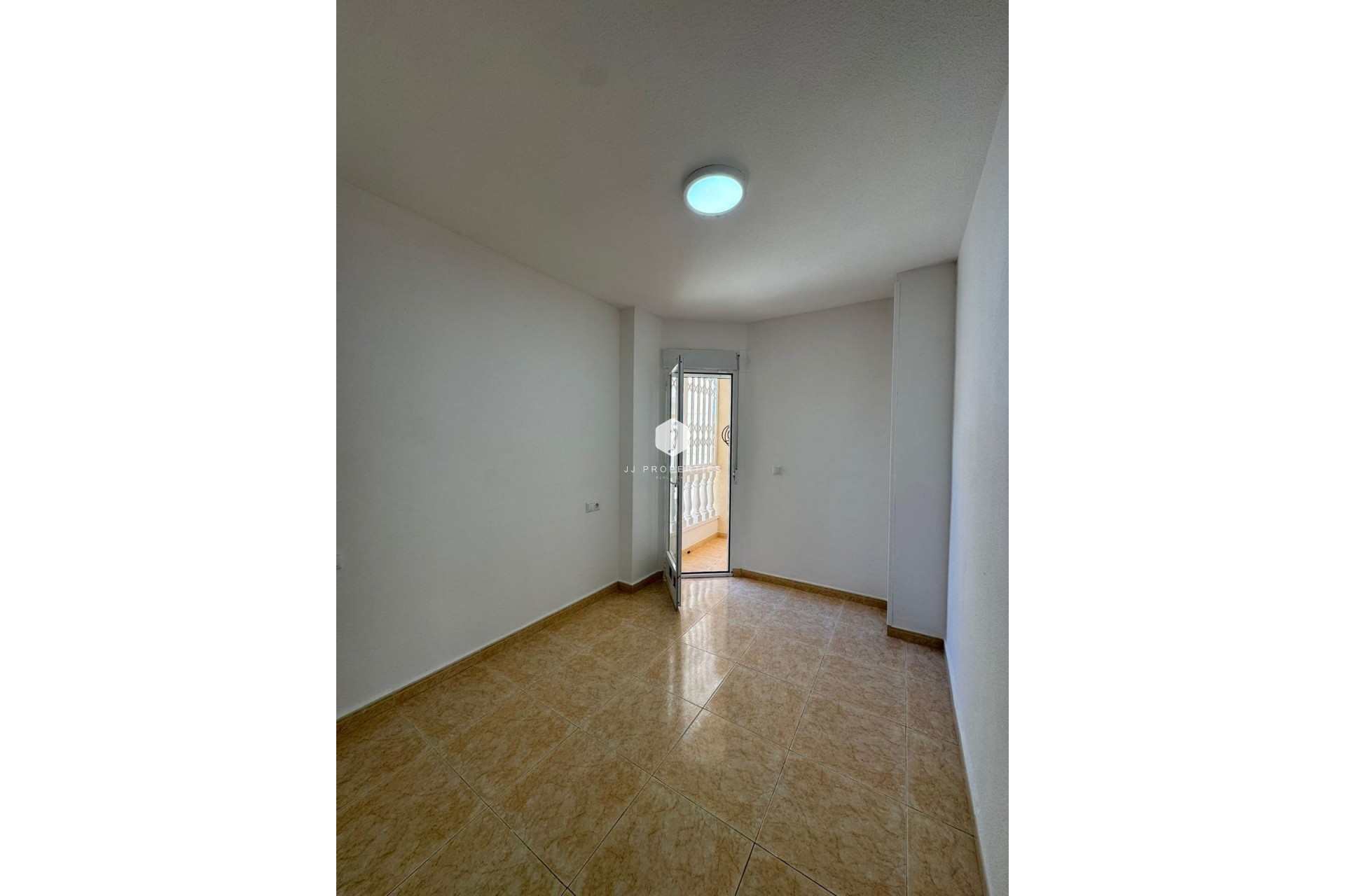Tweedehands - Appartement / flat -
Torrevieja - Centro