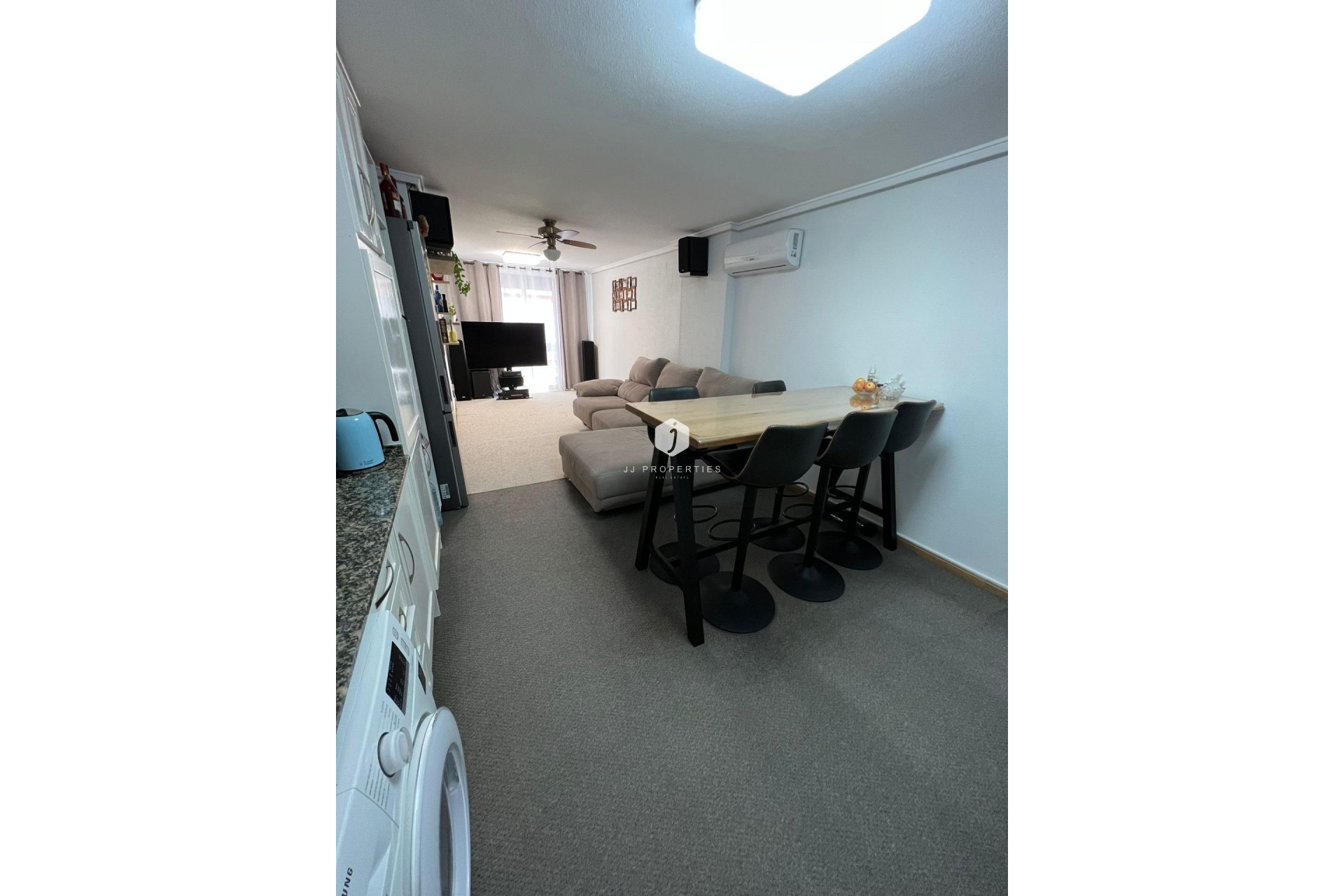 Tweedehands - Appartement / flat -
Torrevieja - Centro