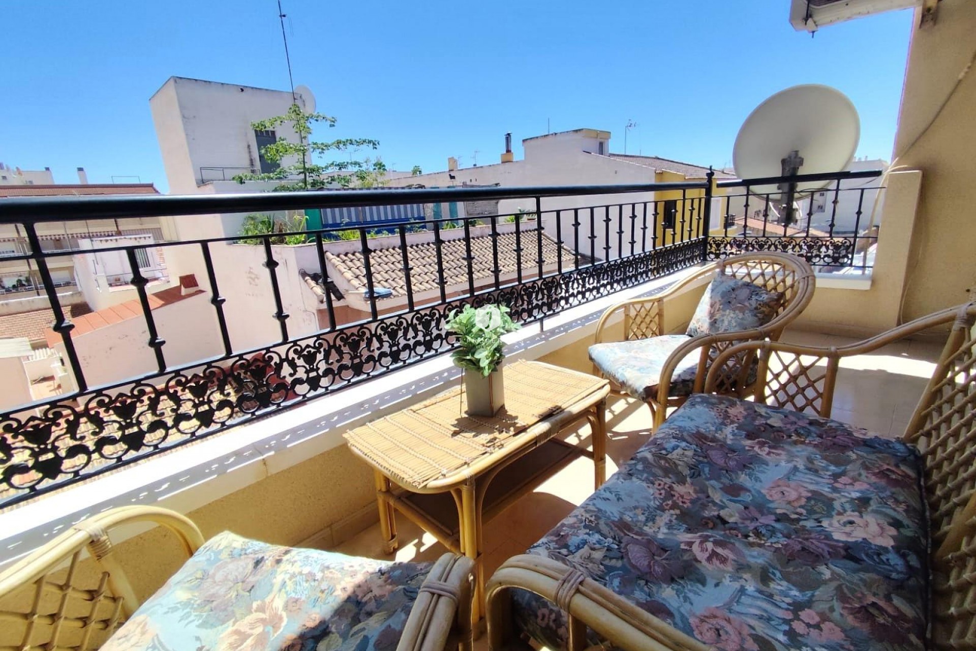 Tweedehands - Appartement / flat -
Torrevieja - Centro