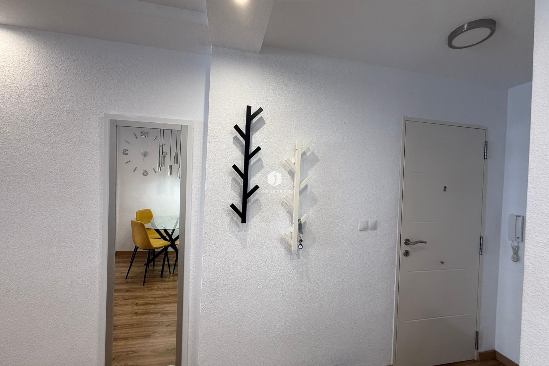 Tweedehands - Appartement / flat -
Torrevieja - Centro