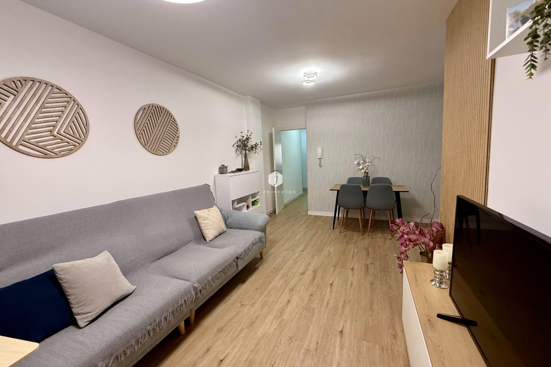 Tweedehands - Appartement / flat -
Torrevieja - Centro