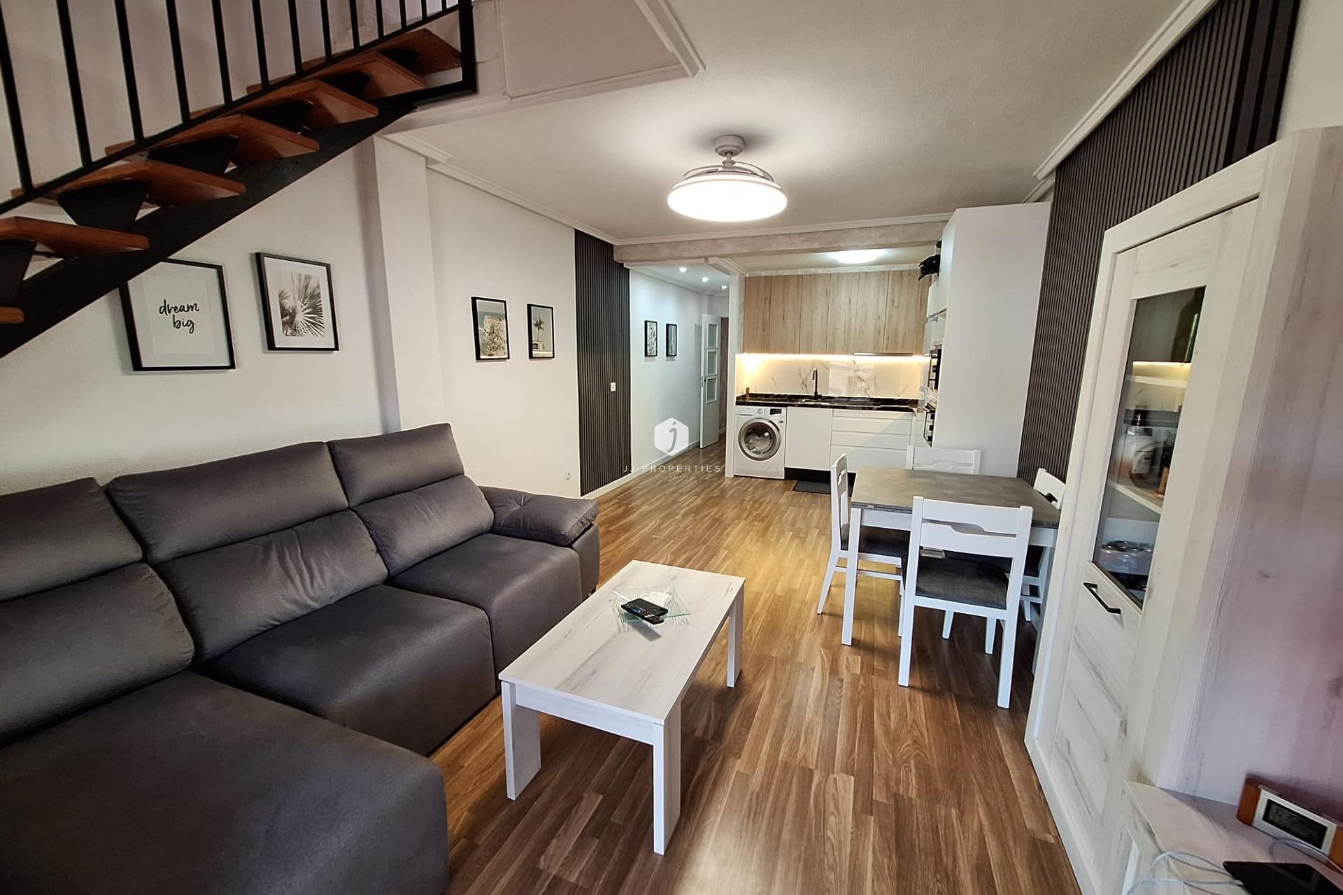 Tweedehands - Appartement / flat -
Torrevieja - Centro