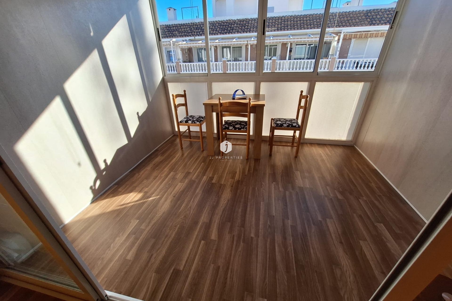 Tweedehands - Appartement / flat -
Torrevieja - Centro