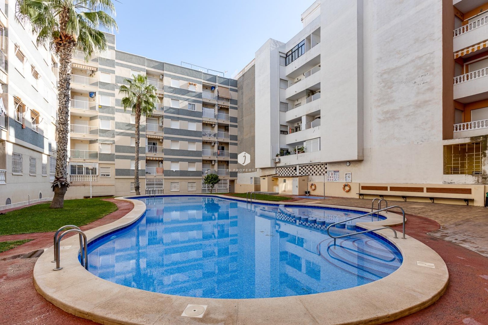Tweedehands - Appartement / flat -
Torrevieja - Centro