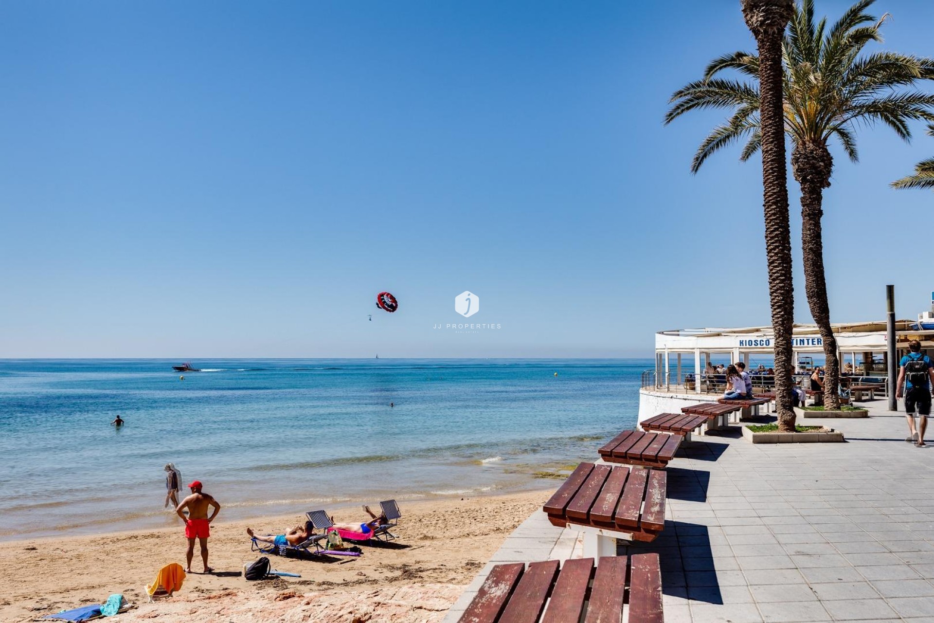 Tweedehands - Appartement / flat -
Torrevieja - Centro