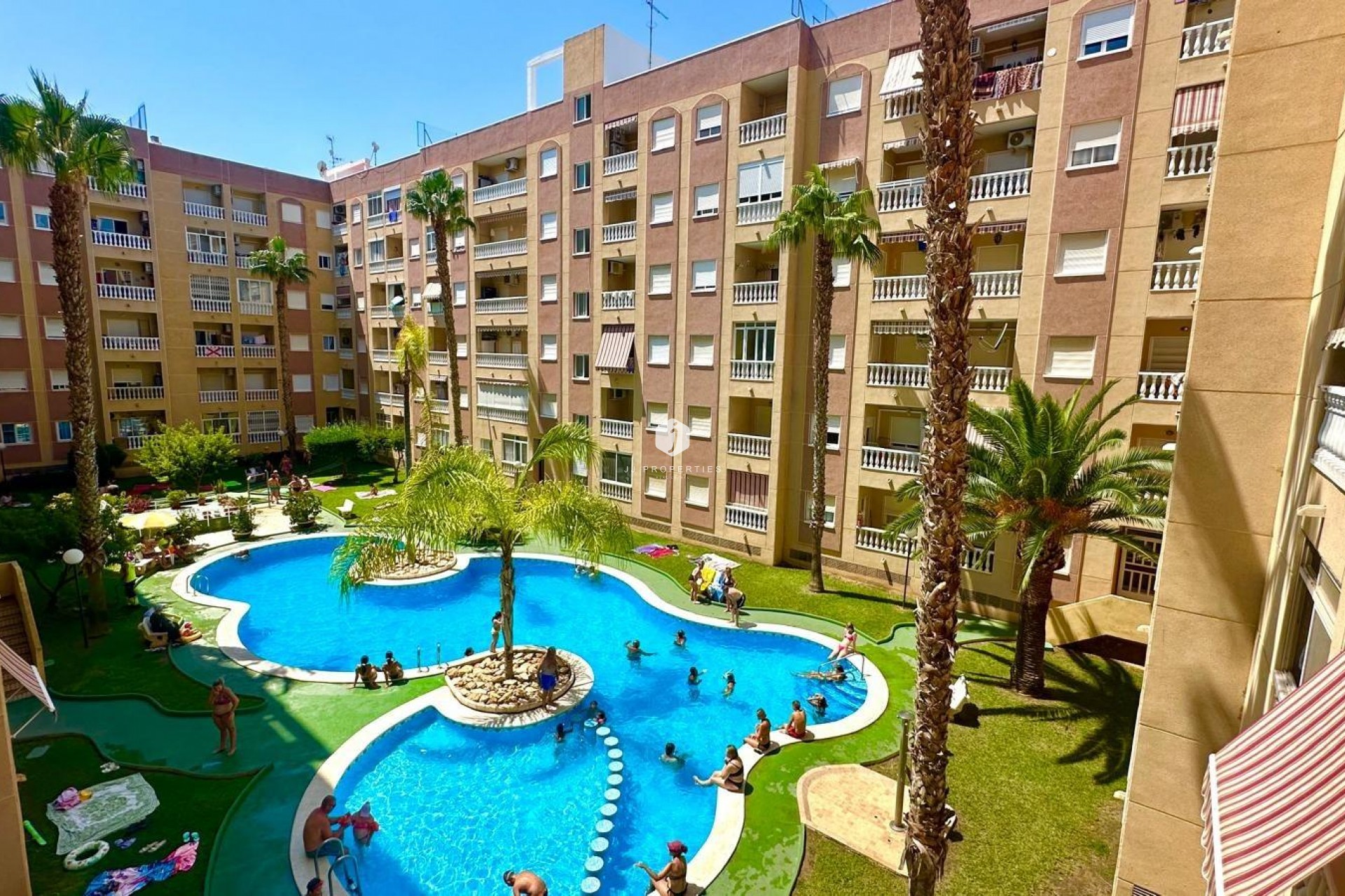 Tweedehands - Appartement / flat -
Torrevieja - Centro