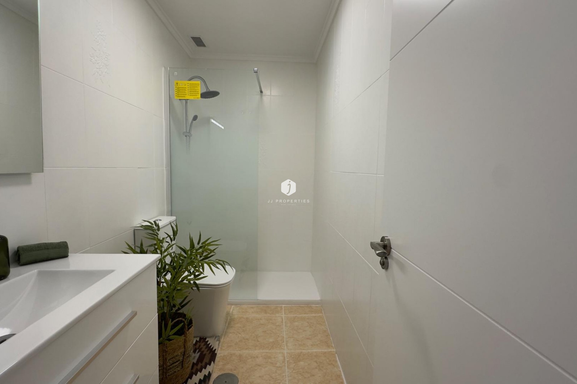 Tweedehands - Appartement / flat -
Torrevieja - Centro