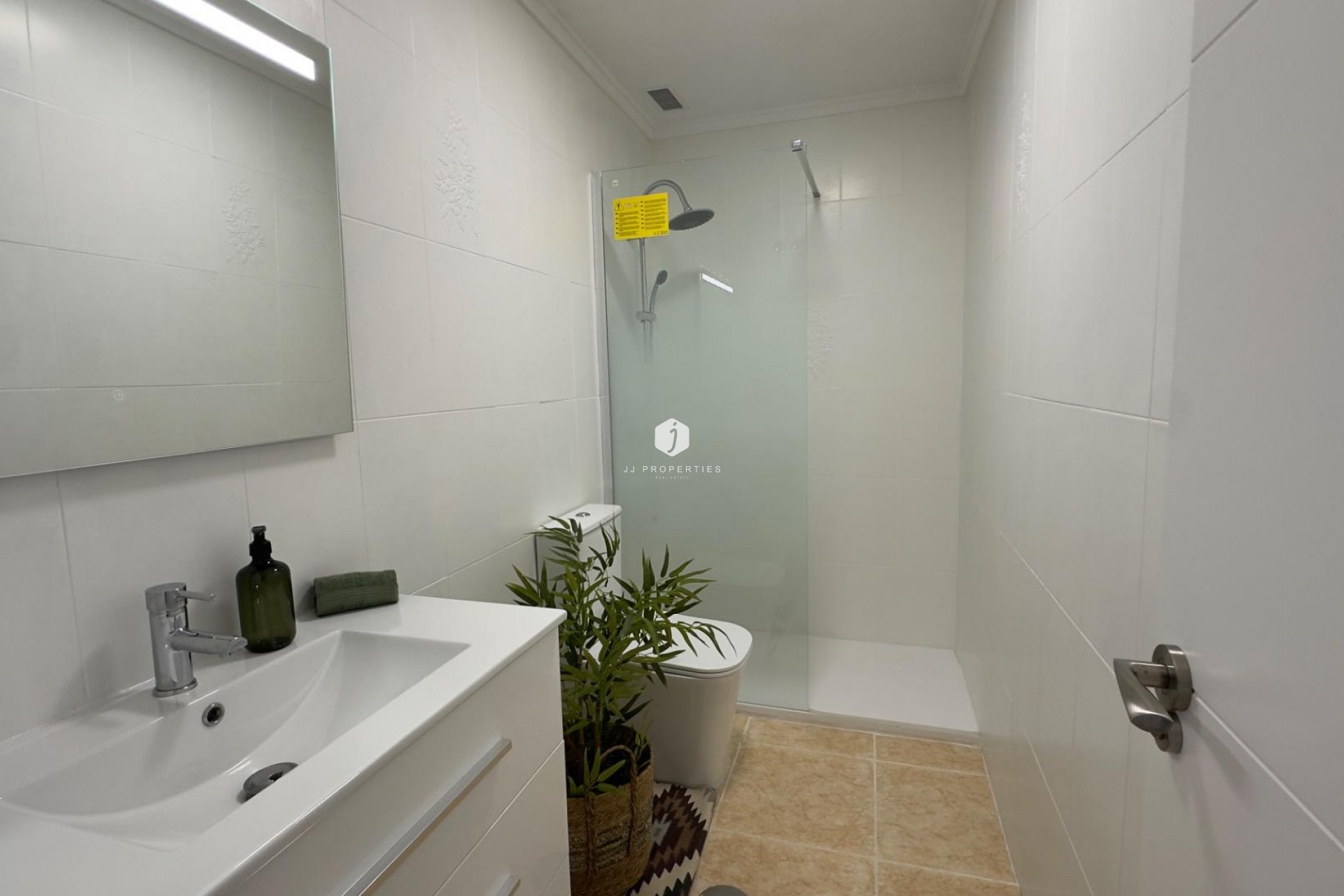 Tweedehands - Appartement / flat -
Torrevieja - Centro