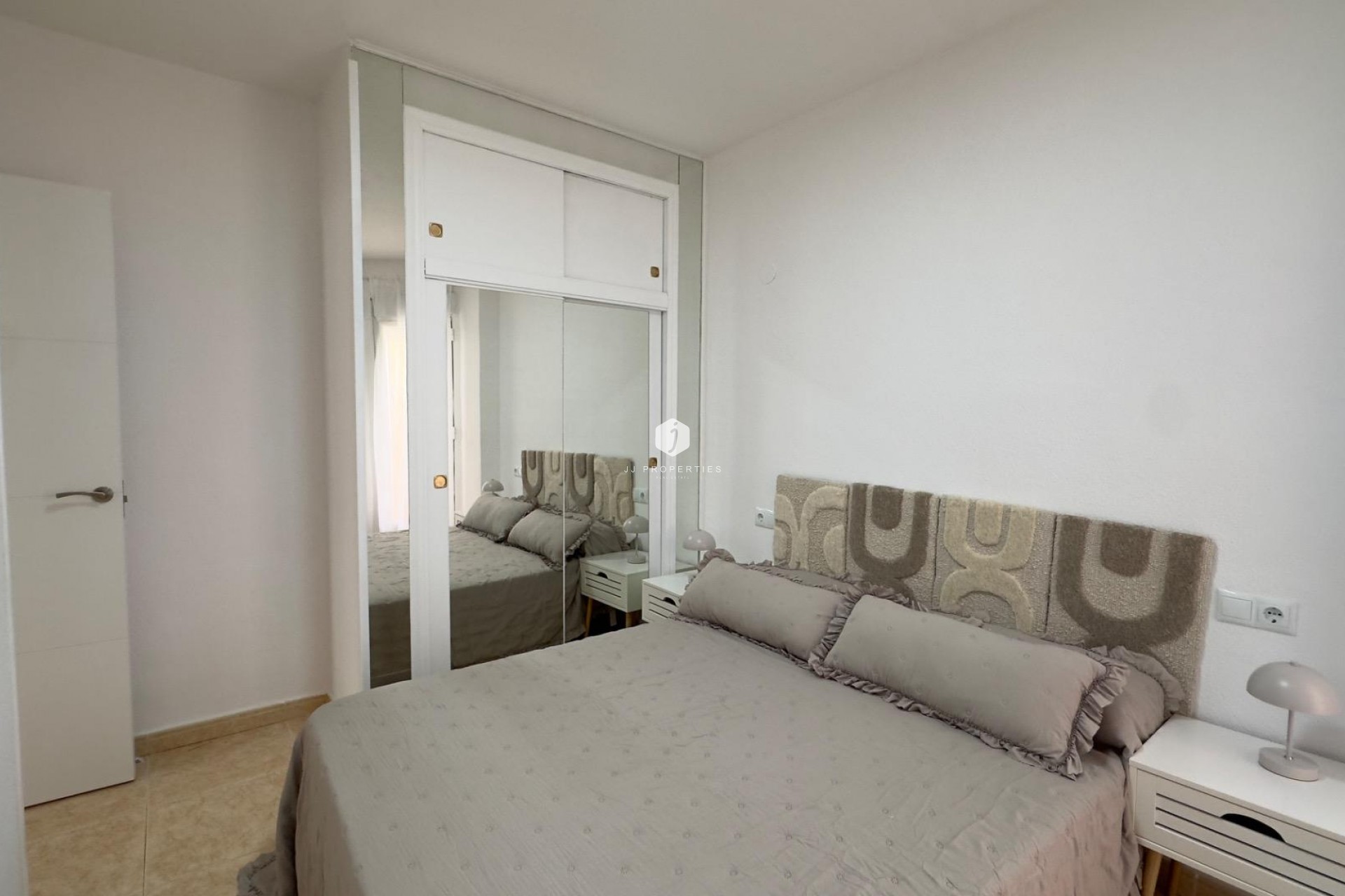 Tweedehands - Appartement / flat -
Torrevieja - Centro