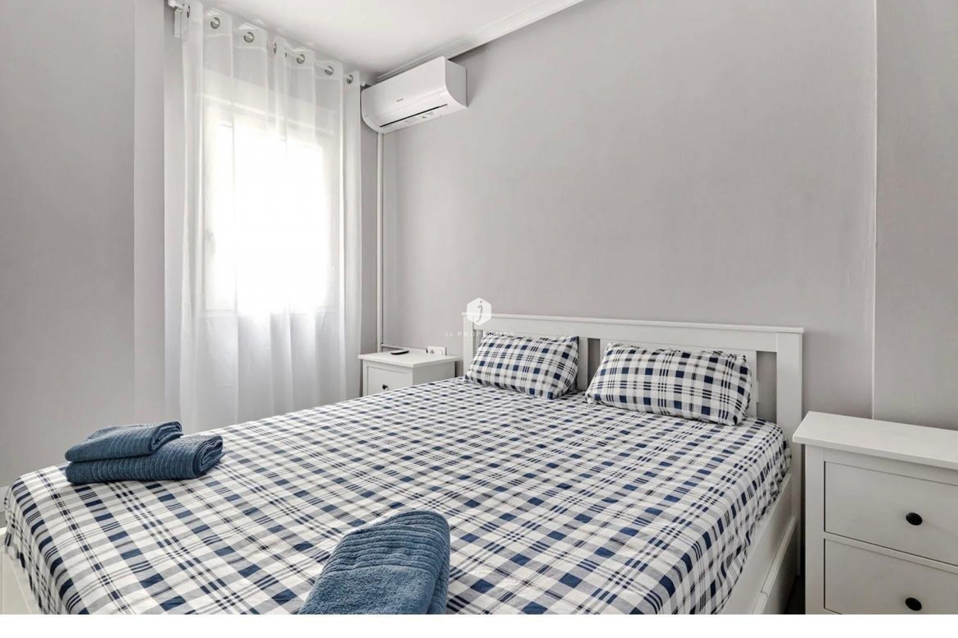 Tweedehands - Appartement / flat -
Torrevieja - Centro