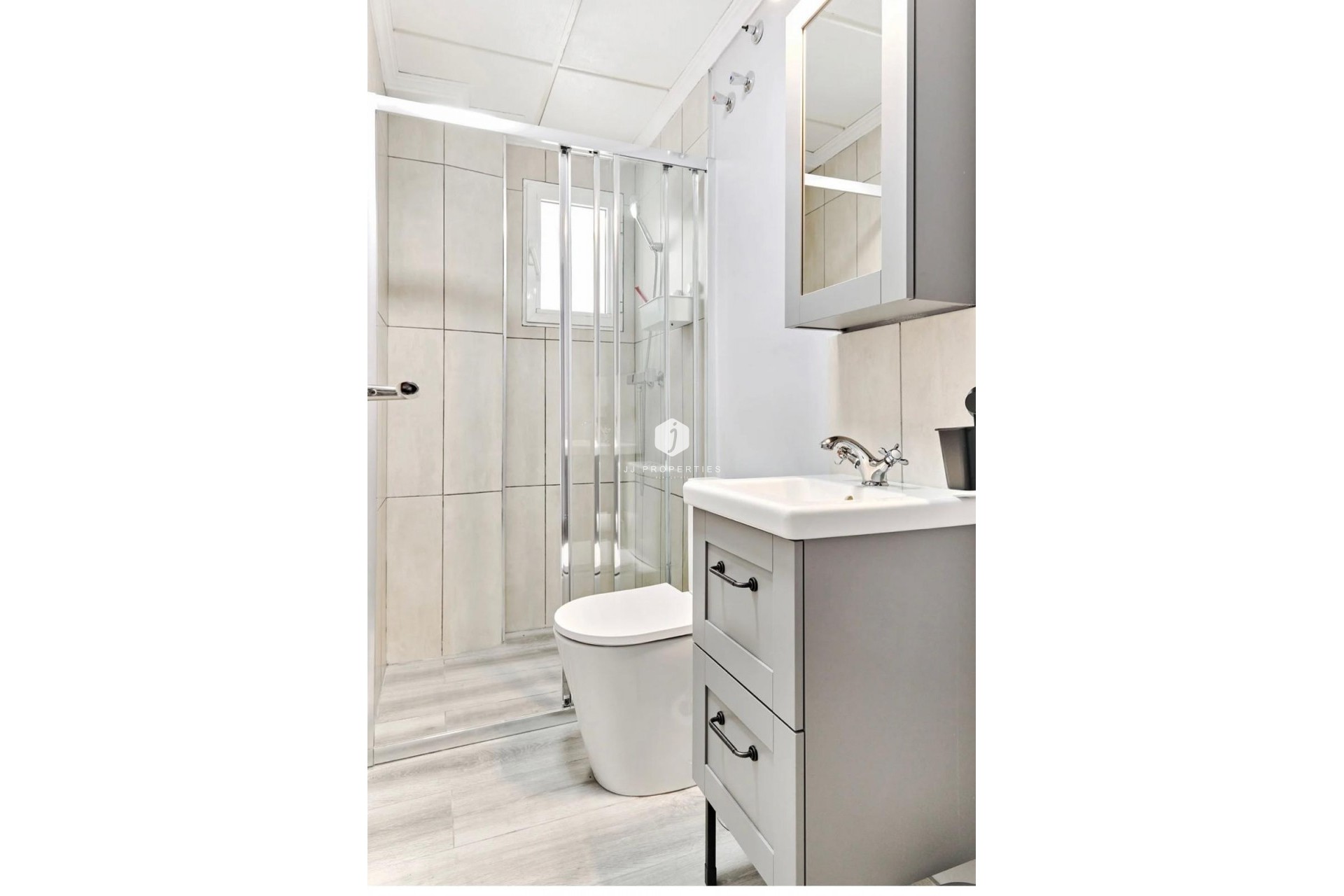 Tweedehands - Appartement / flat -
Torrevieja - Centro