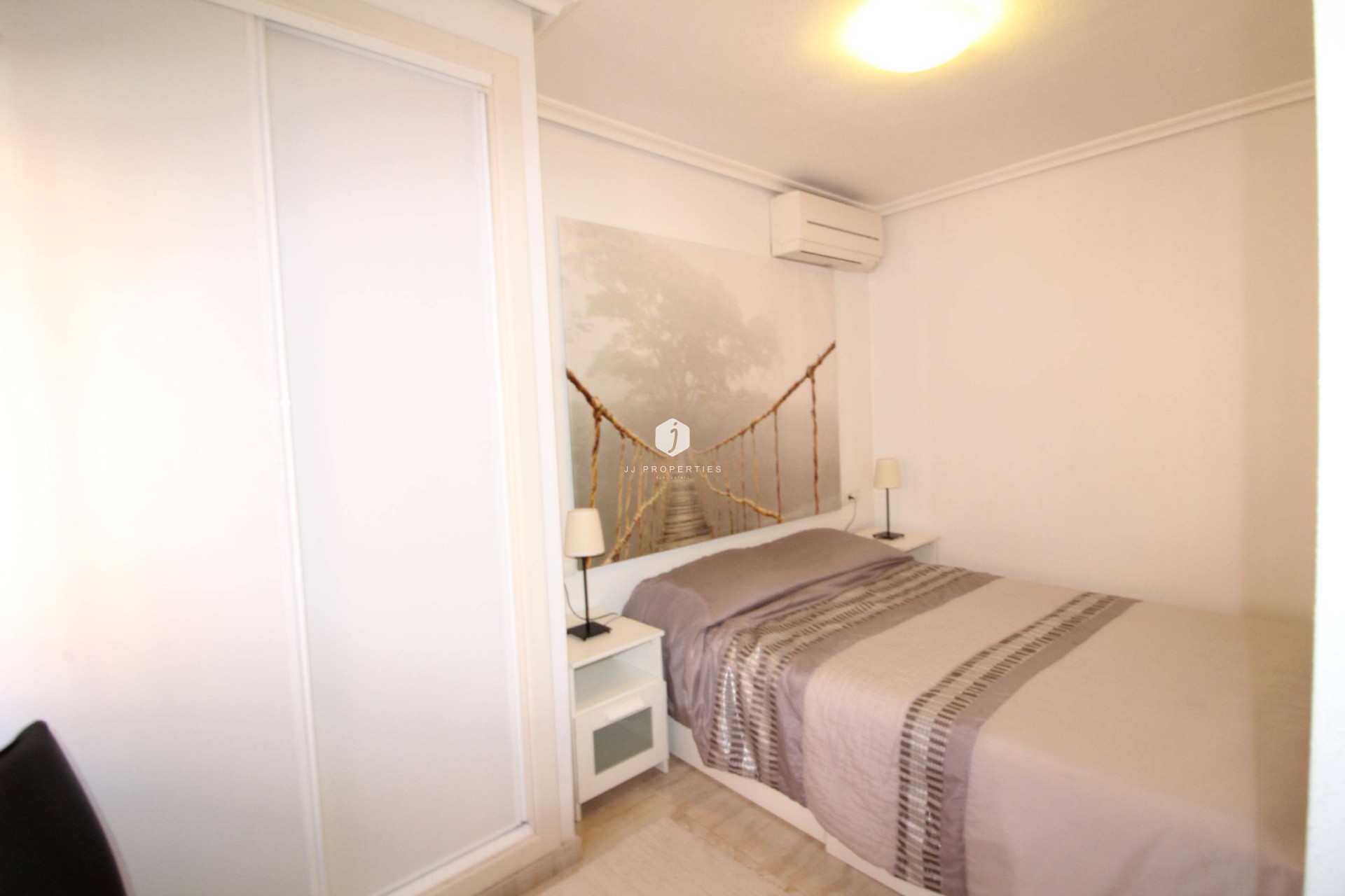Tweedehands - Appartement / flat -
Torrevieja - Centro