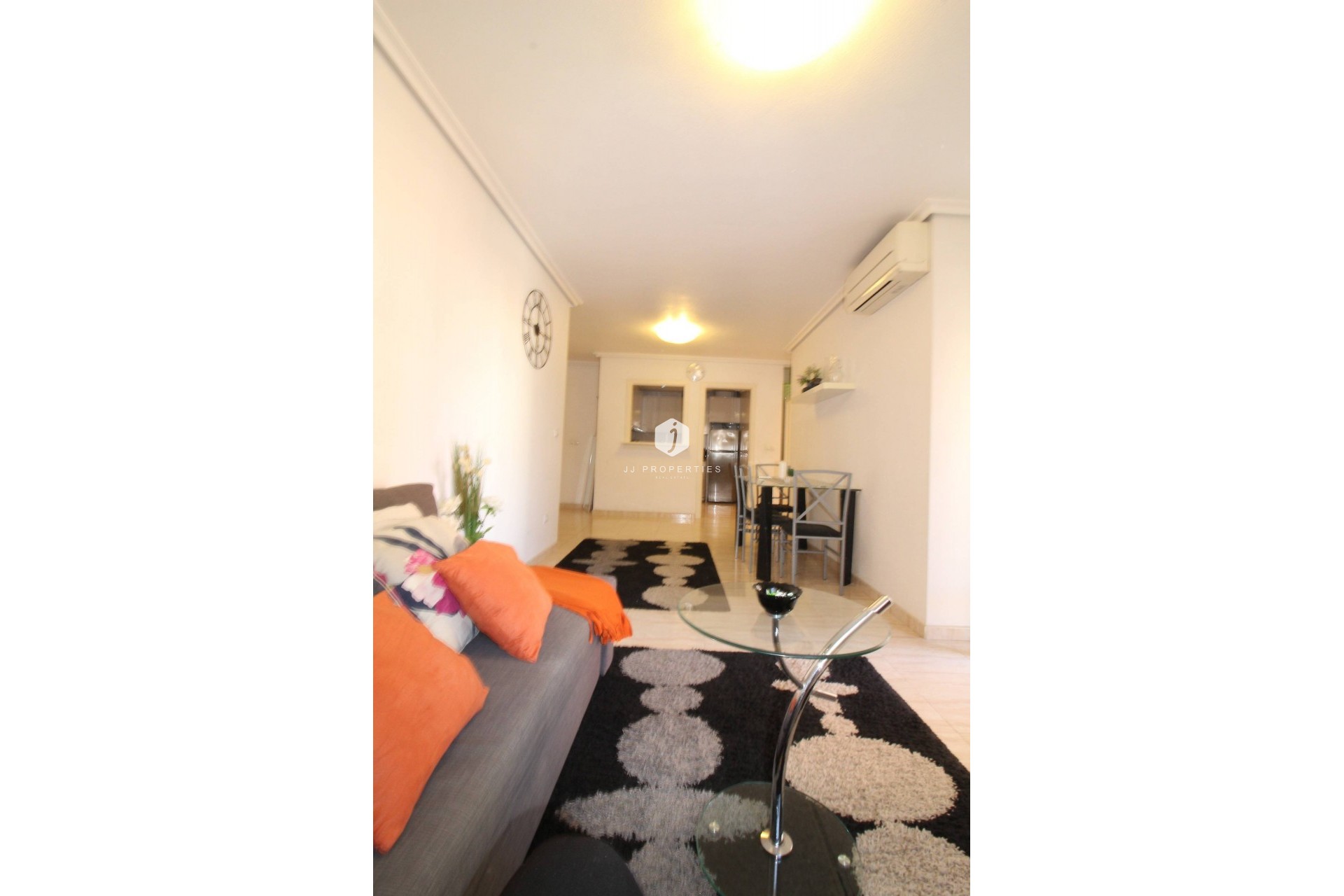 Tweedehands - Appartement / flat -
Torrevieja - Centro