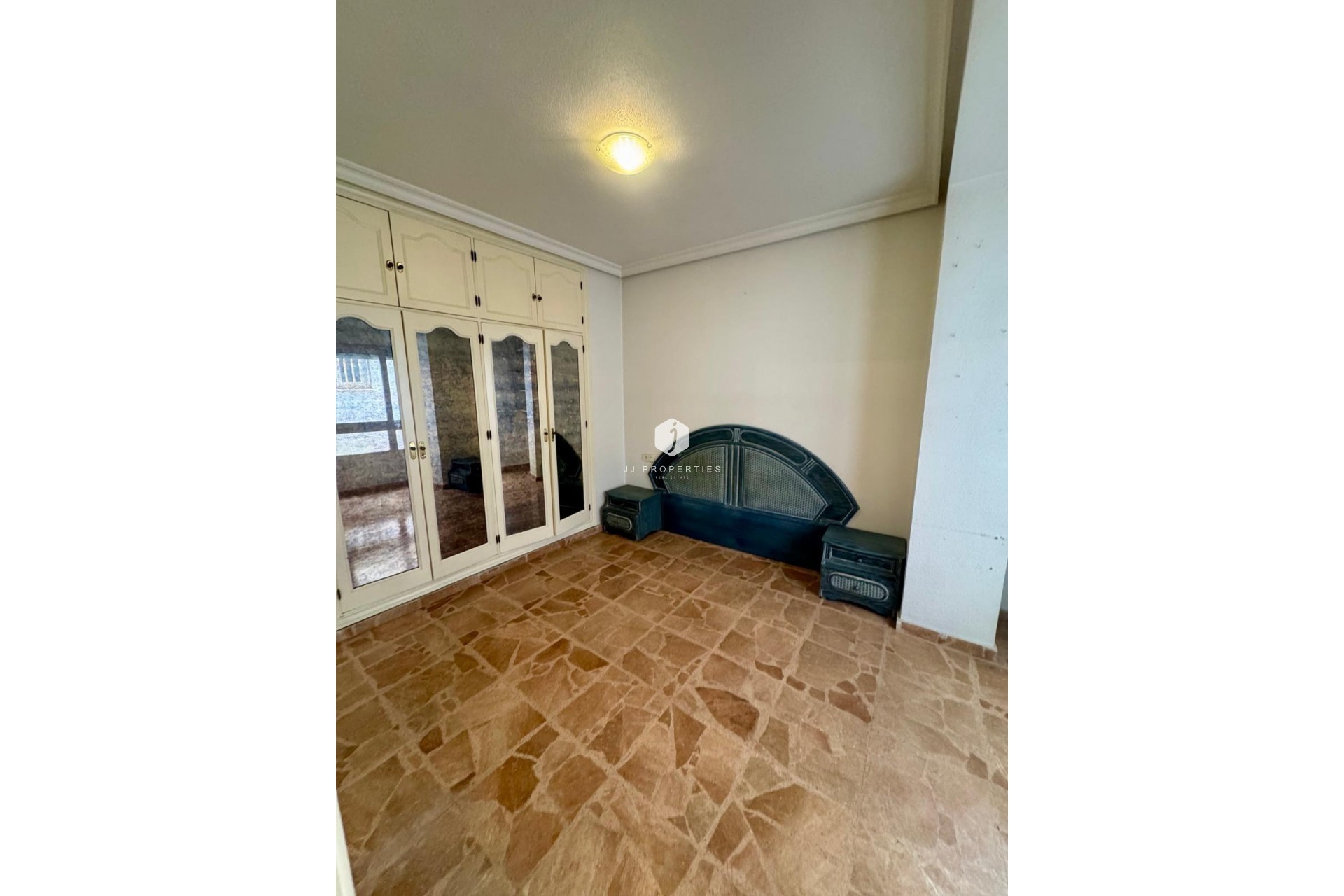 Tweedehands - Appartement / flat -
Torrevieja - Centro