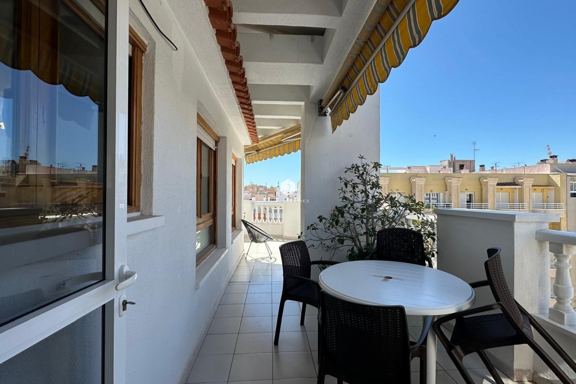 Tweedehands - Appartement / flat -
Torrevieja - Centro