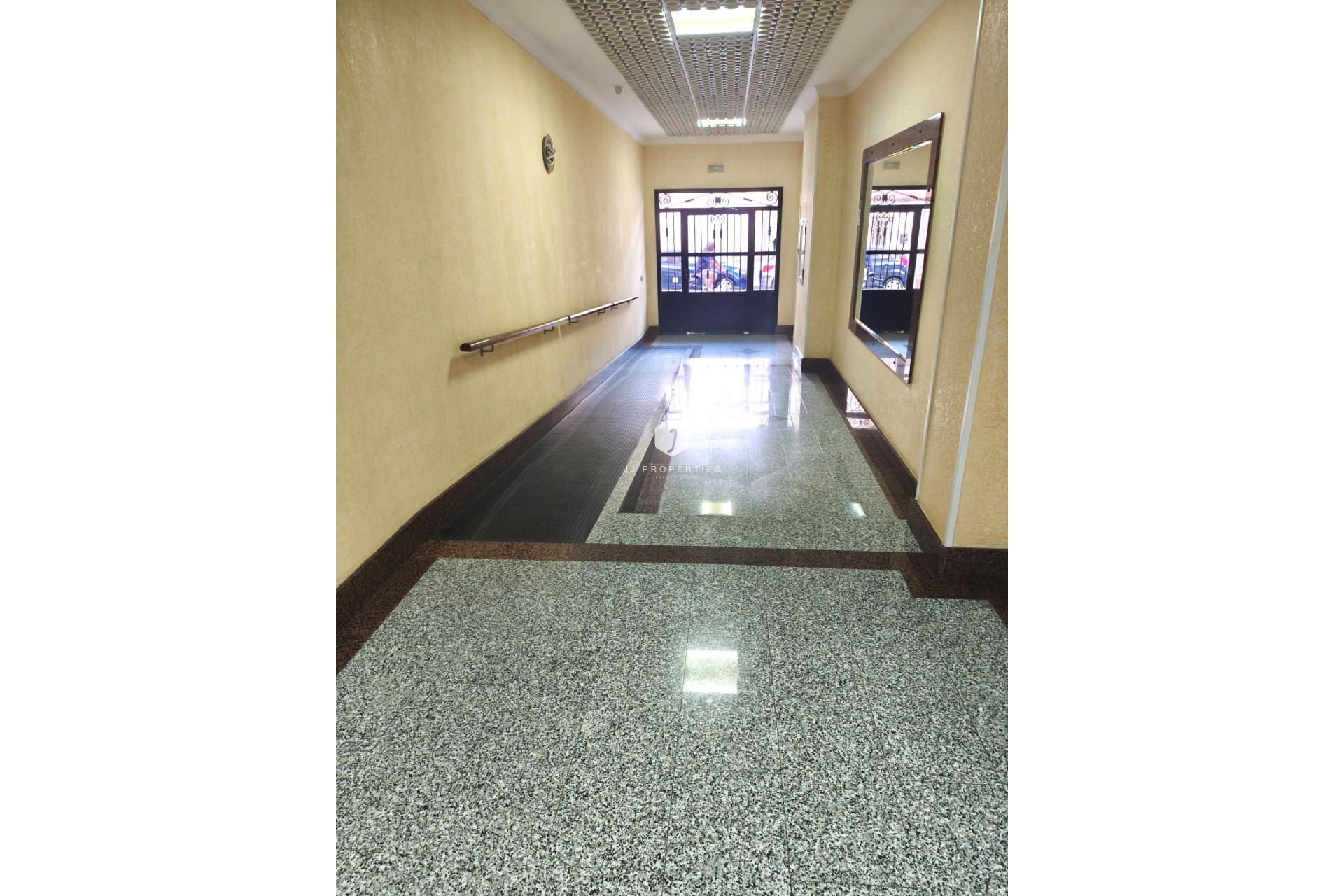 Tweedehands - Appartement / flat -
Torrevieja - Centro