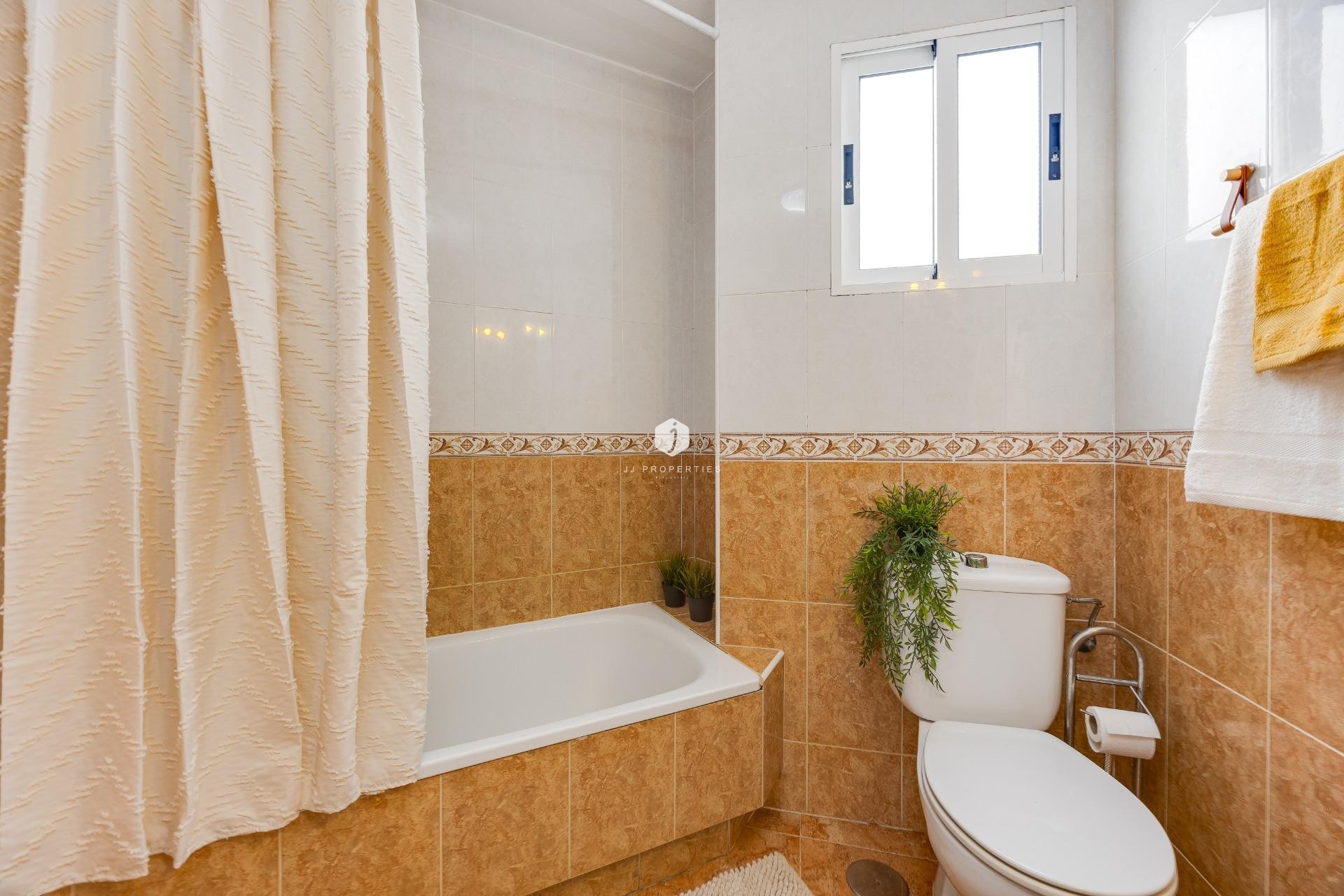 Tweedehands - Appartement / flat -
Torrevieja - Centro