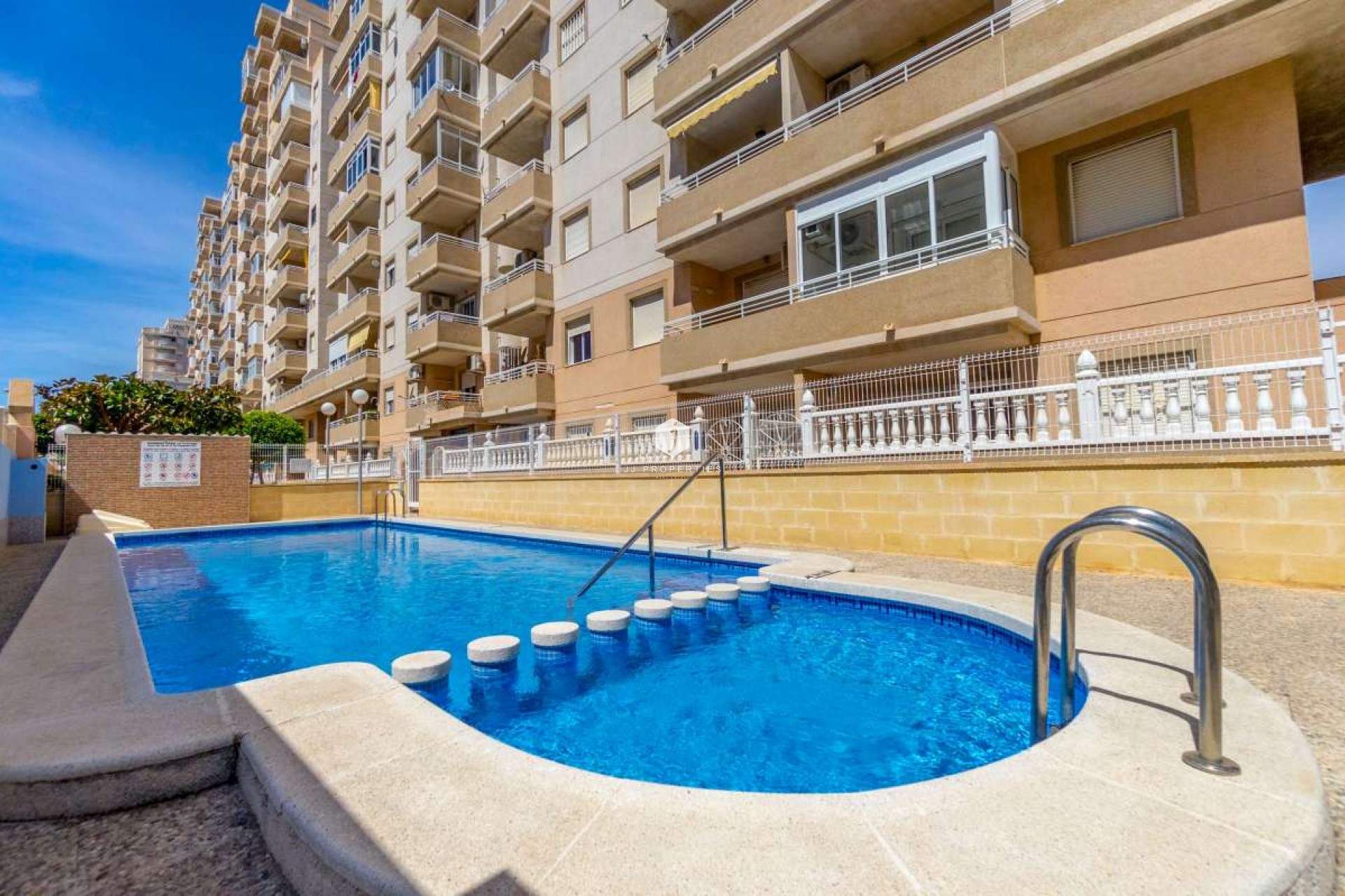 Tweedehands - Appartement / flat -
Torrevieja - Costa Blanca