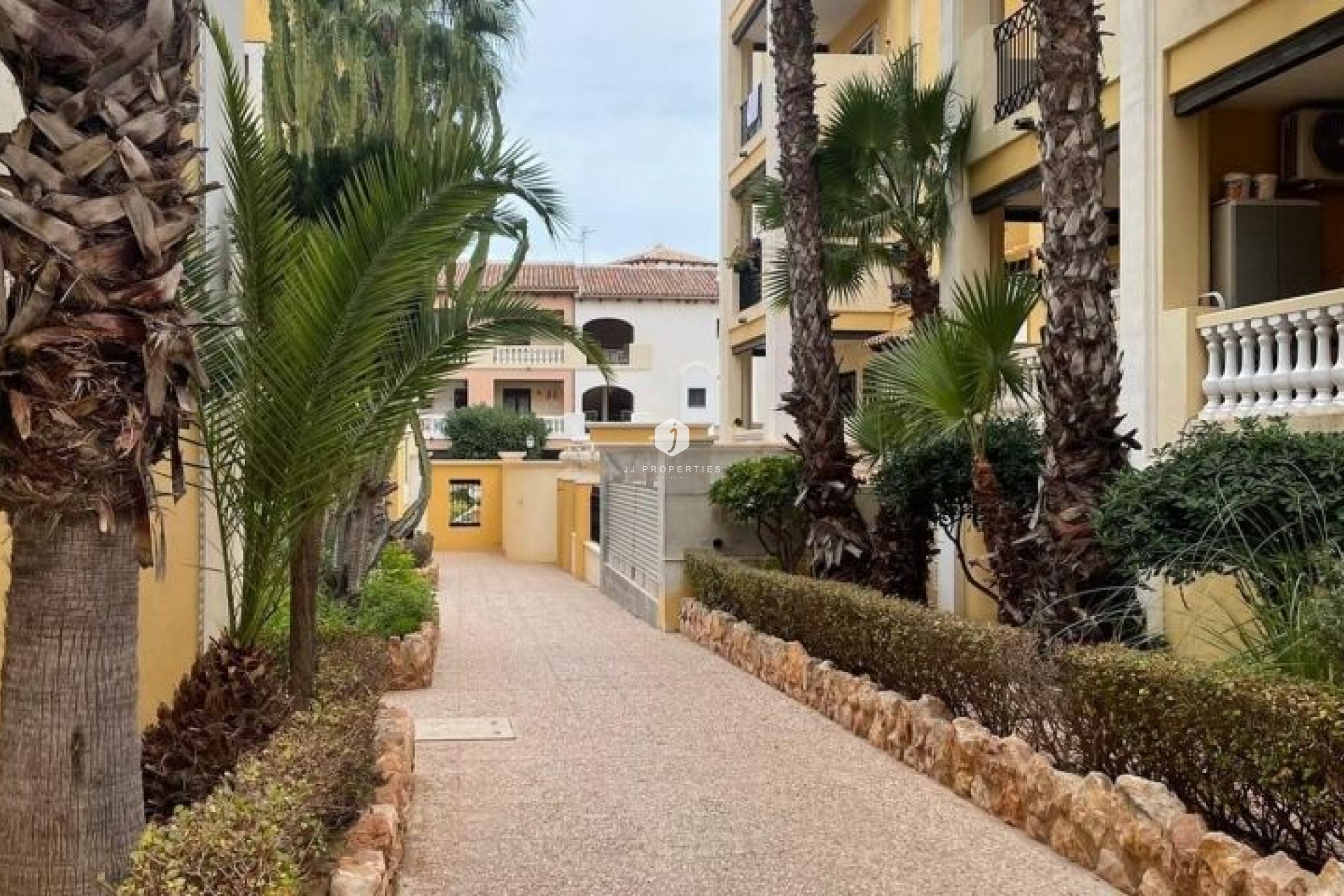 Tweedehands - Appartement / flat -
Torrevieja - Costa Blanca