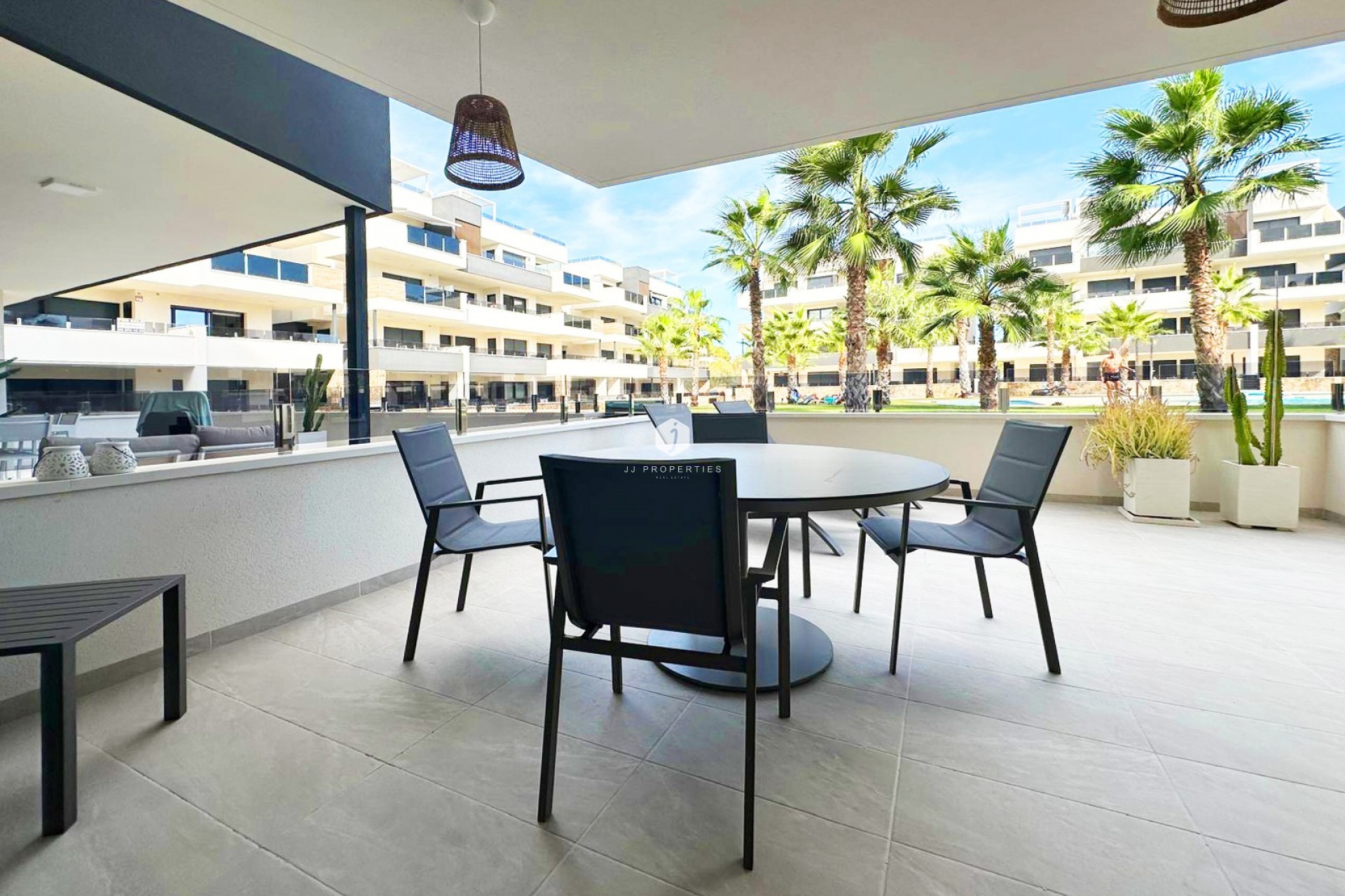 Tweedehands - Appartement / flat -
Torrevieja - Costa Blanca