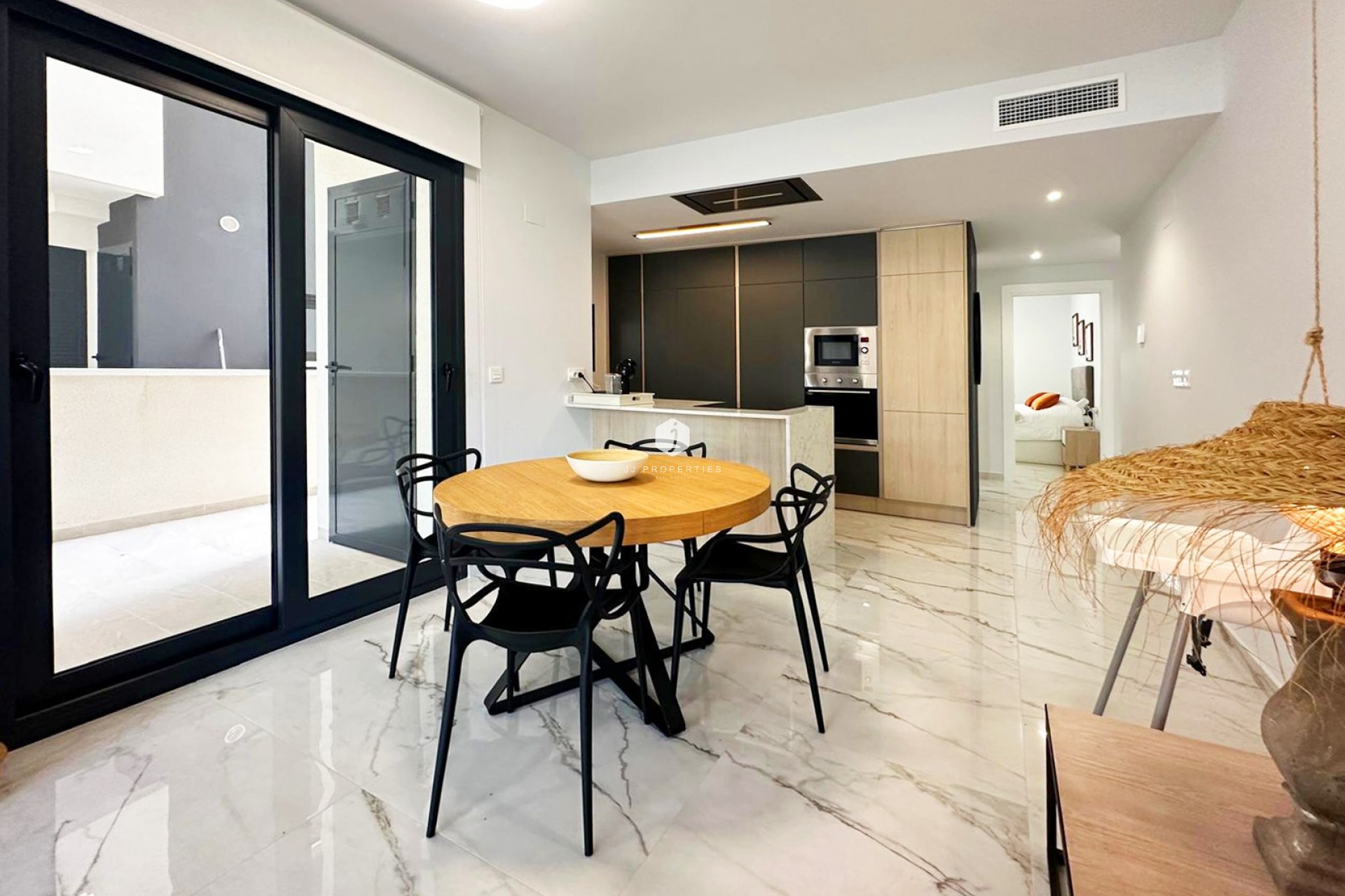 Tweedehands - Appartement / flat -
Torrevieja - Costa Blanca