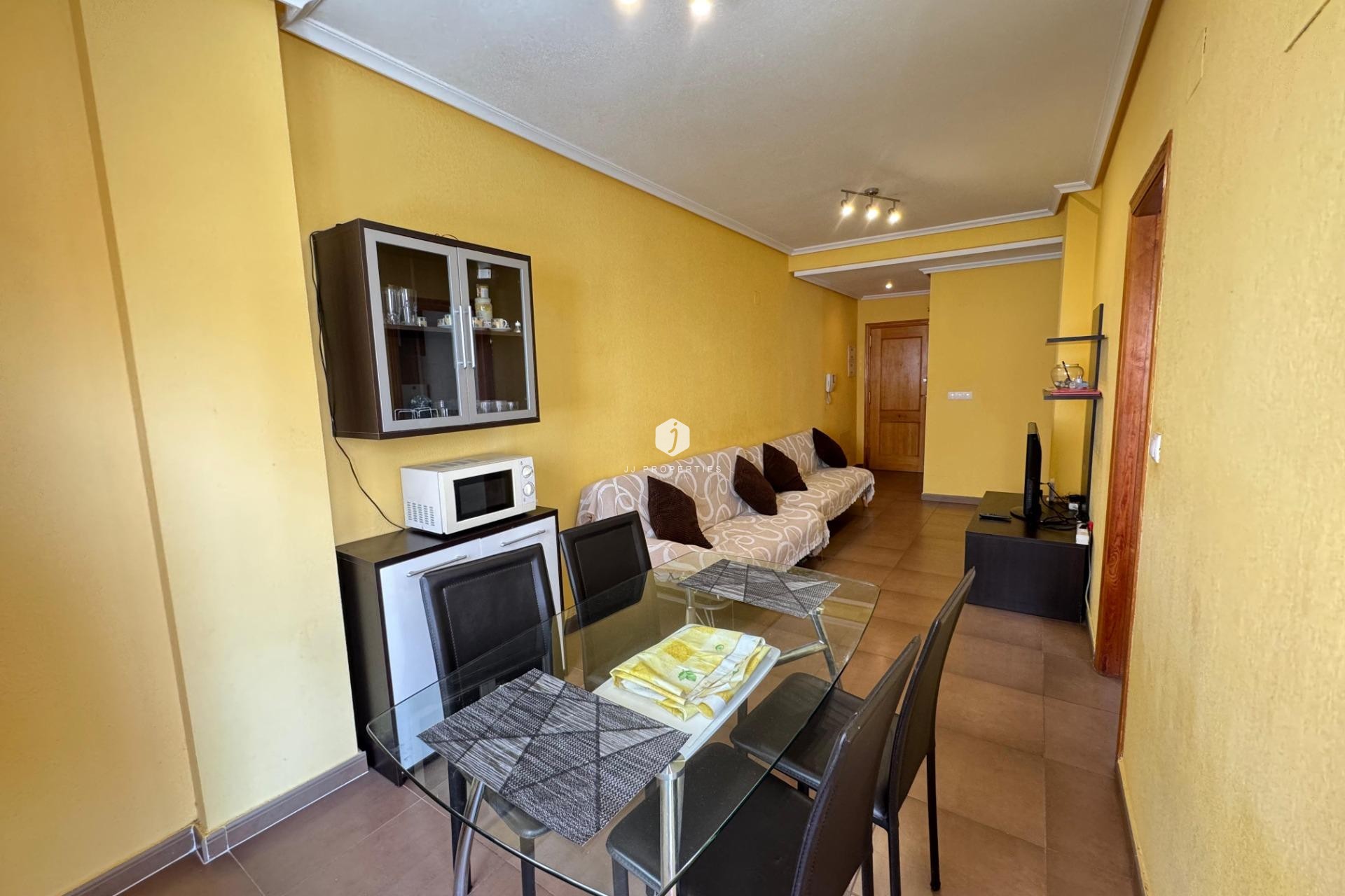 Tweedehands - Appartement / flat -
Torrevieja - Costa Blanca