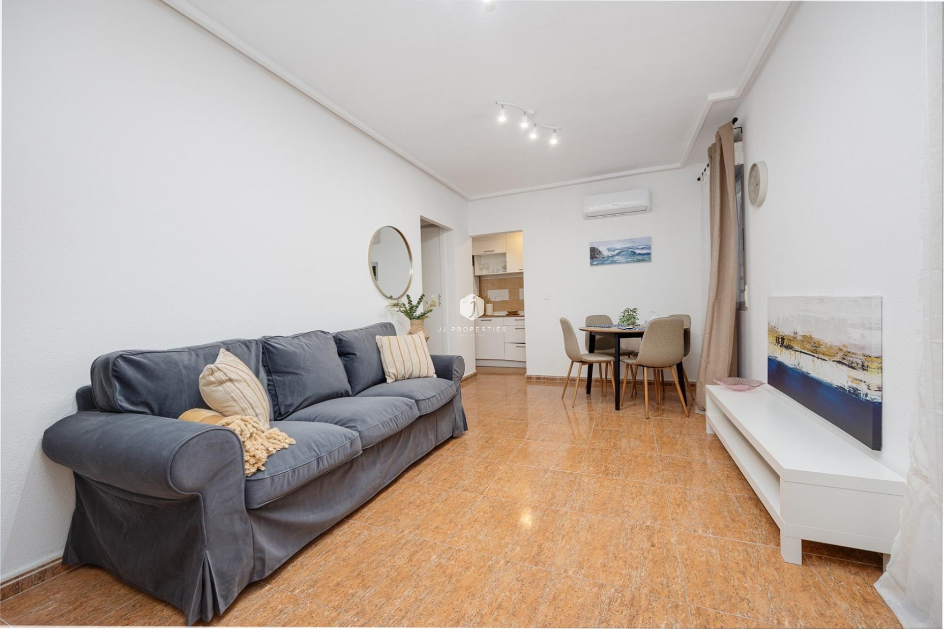 Tweedehands - Appartement / flat -
Torrevieja - Costa Blanca