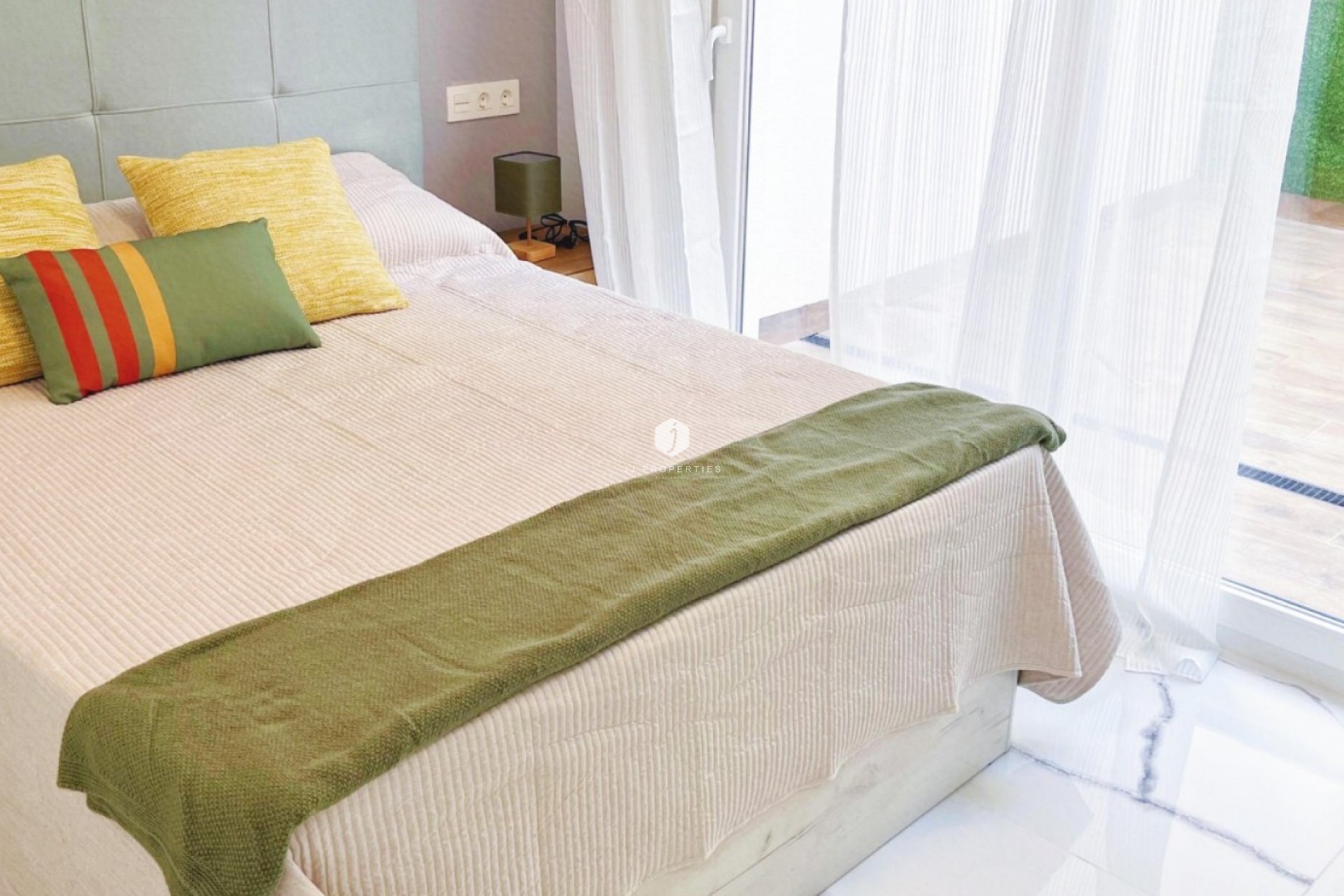 Tweedehands - Appartement / flat -
Torrevieja - Costa Blanca