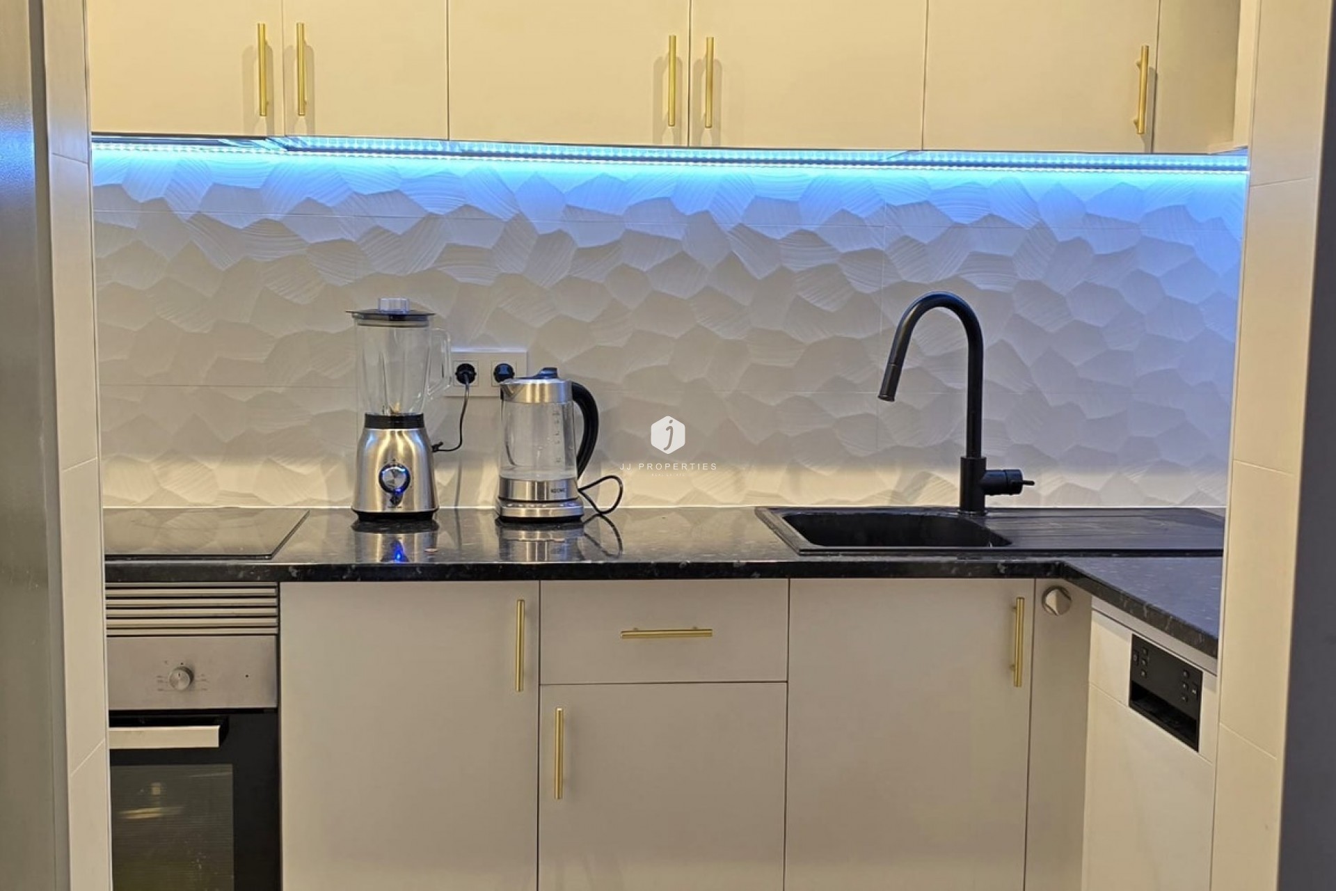 Tweedehands - Appartement / flat -
Torrevieja - Costa Blanca