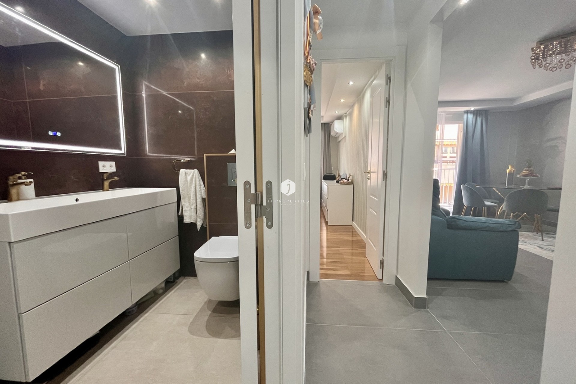 Tweedehands - Appartement / flat -
Torrevieja - Costa Blanca