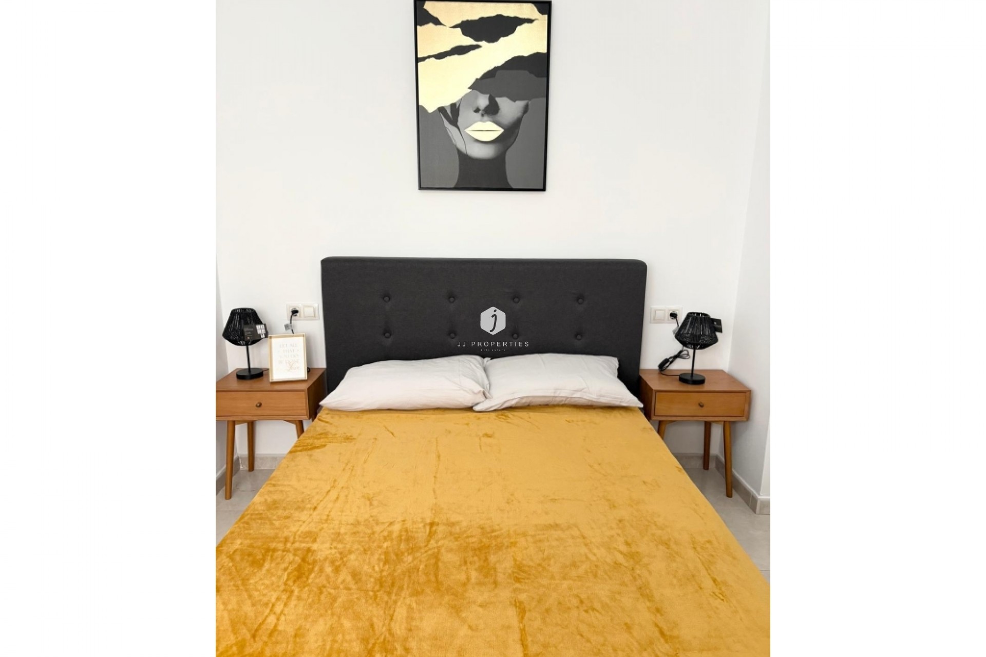 Tweedehands - Appartement / flat -
Torrevieja - Costa Blanca