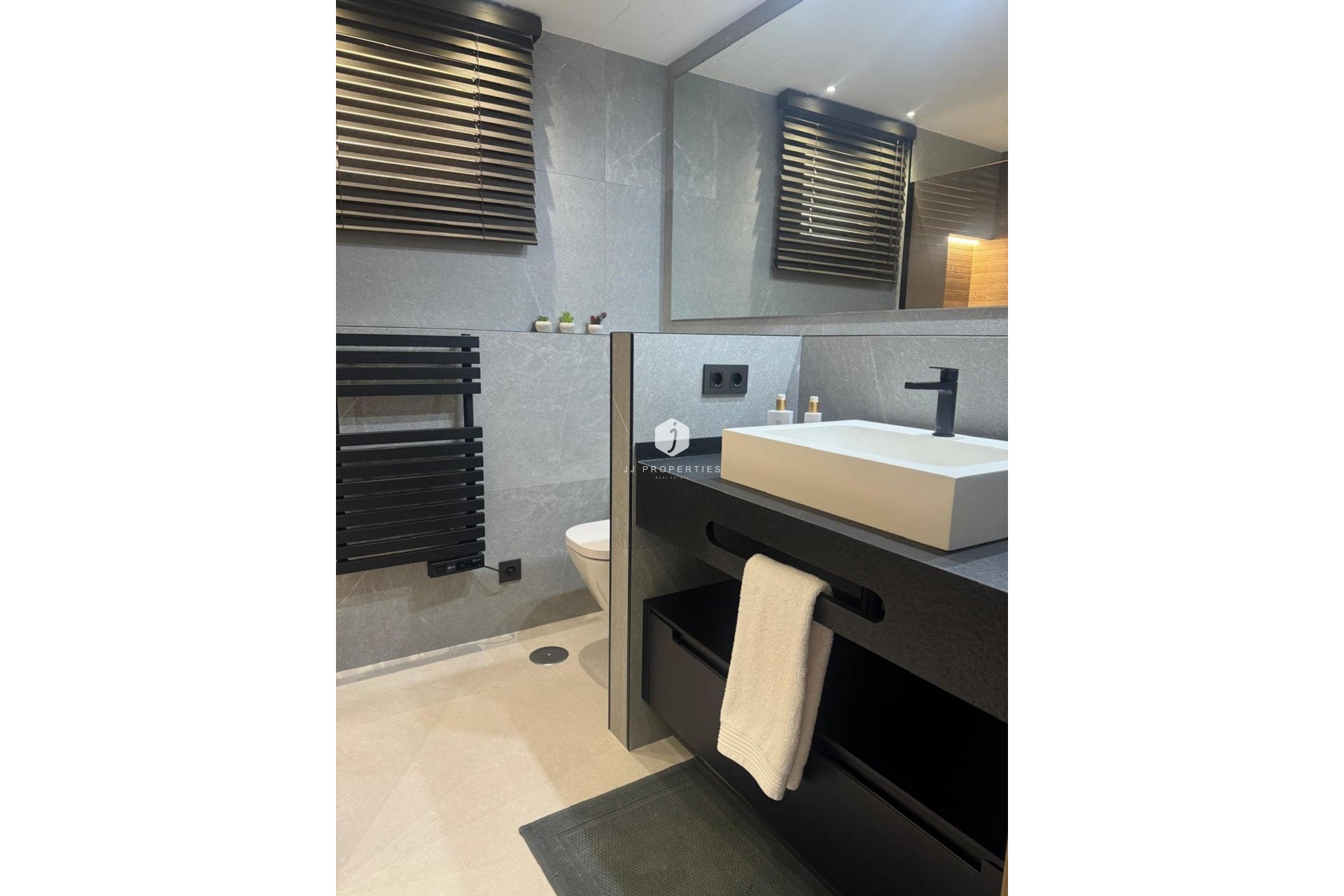 Tweedehands - Appartement / flat -
Torrevieja - Costa Blanca