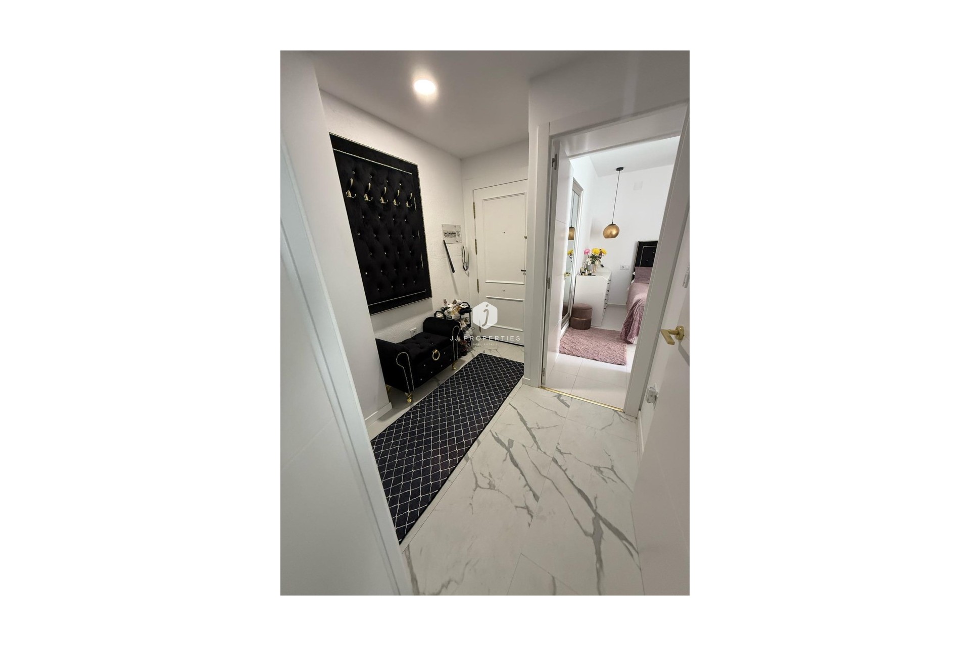 Tweedehands - Appartement / flat -
Torrevieja - Costa Blanca