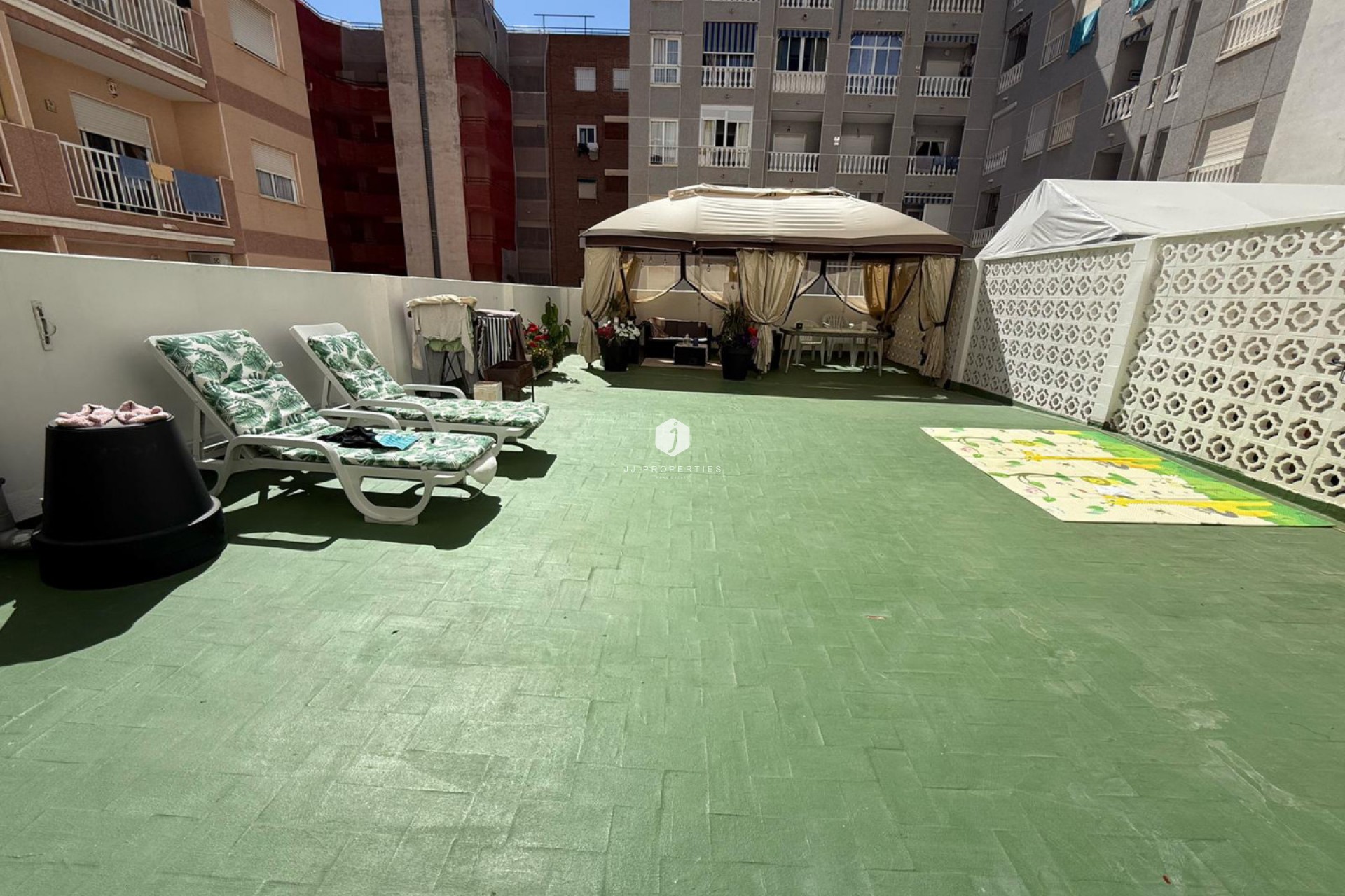 Tweedehands - Appartement / flat -
Torrevieja - Costa Blanca