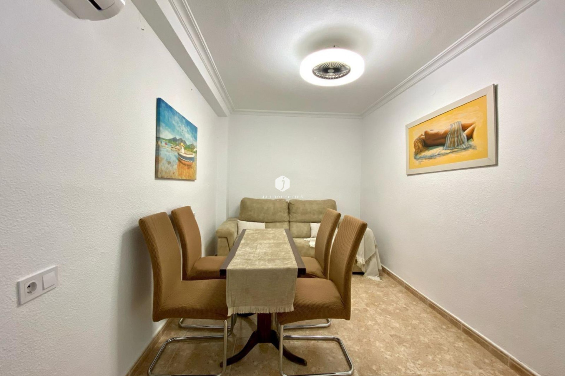Tweedehands - Appartement / flat -
Torrevieja - Costa Blanca