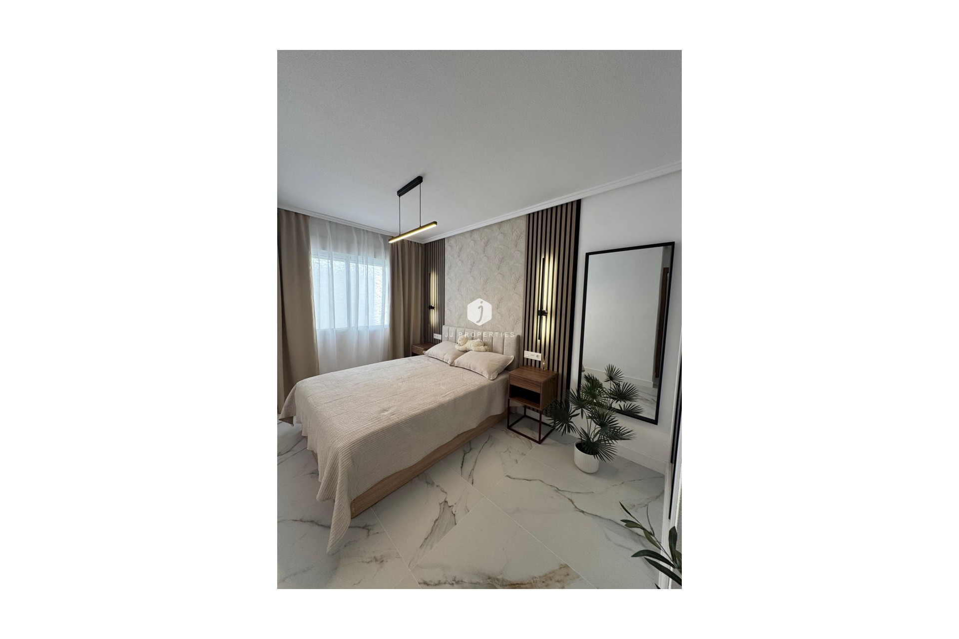 Tweedehands - Appartement / flat -
Torrevieja - Costa Blanca