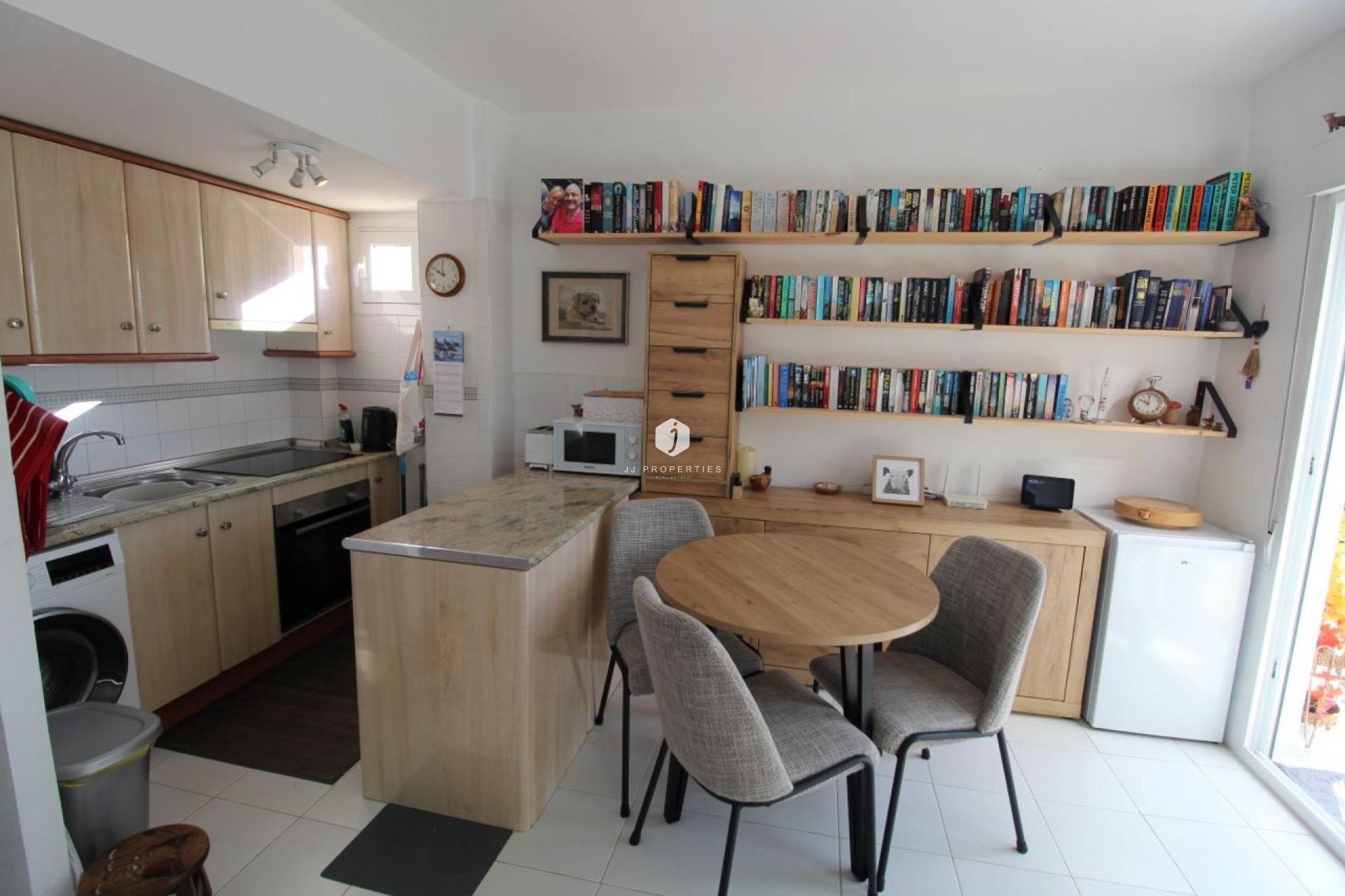 Tweedehands - Appartement / flat -
Torrevieja - Costa Blanca