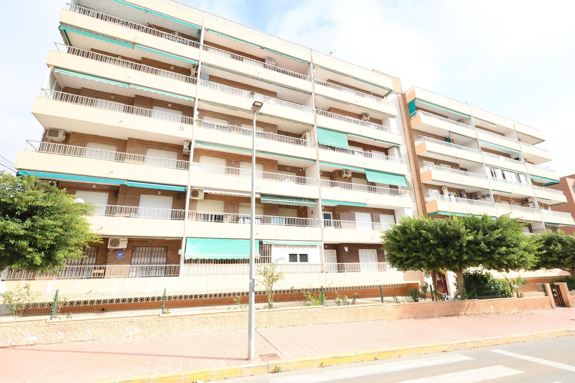 Tweedehands - Appartement / flat -
Torrevieja - Costa Blanca