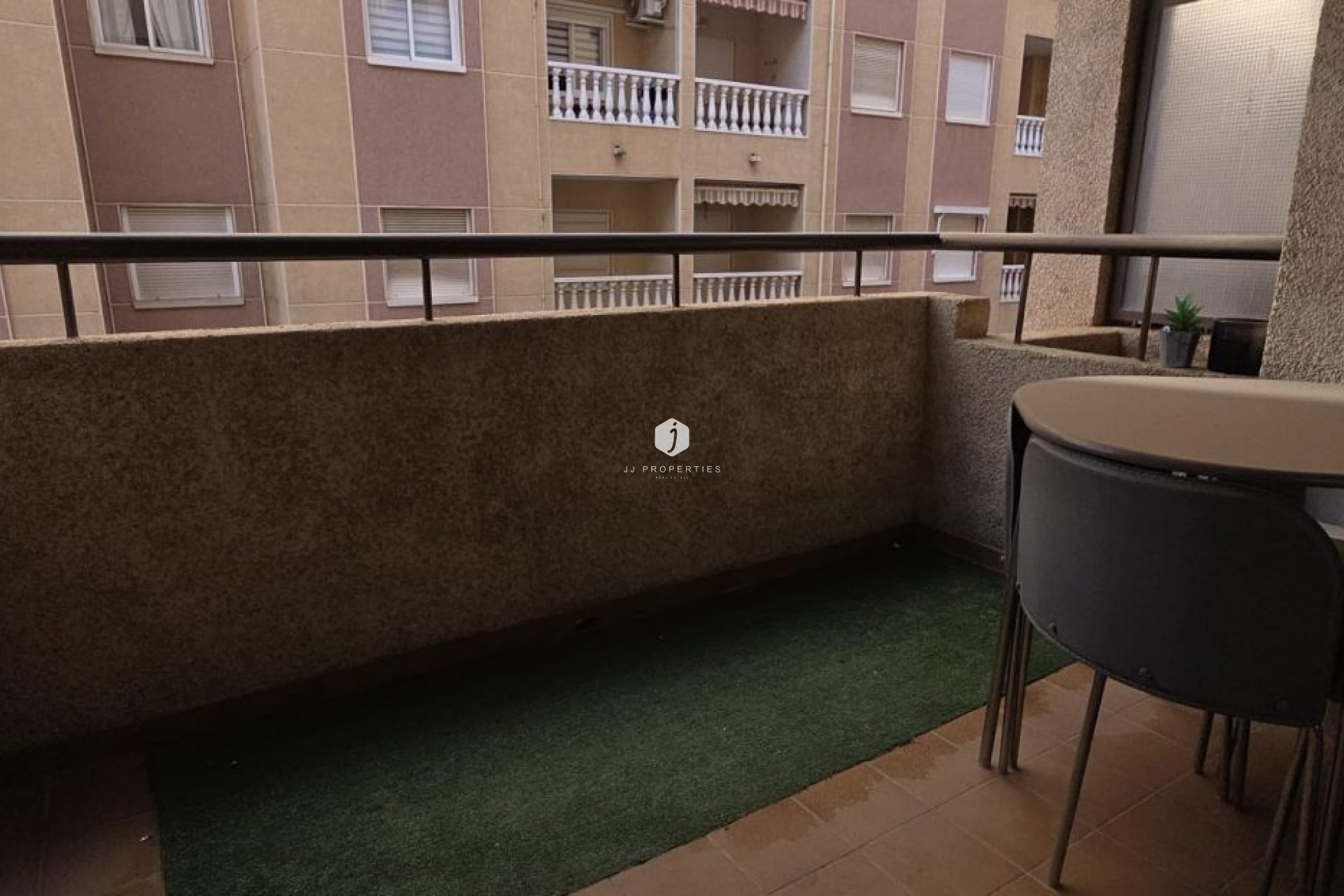 Tweedehands - Appartement / flat -
Torrevieja - Costa Blanca