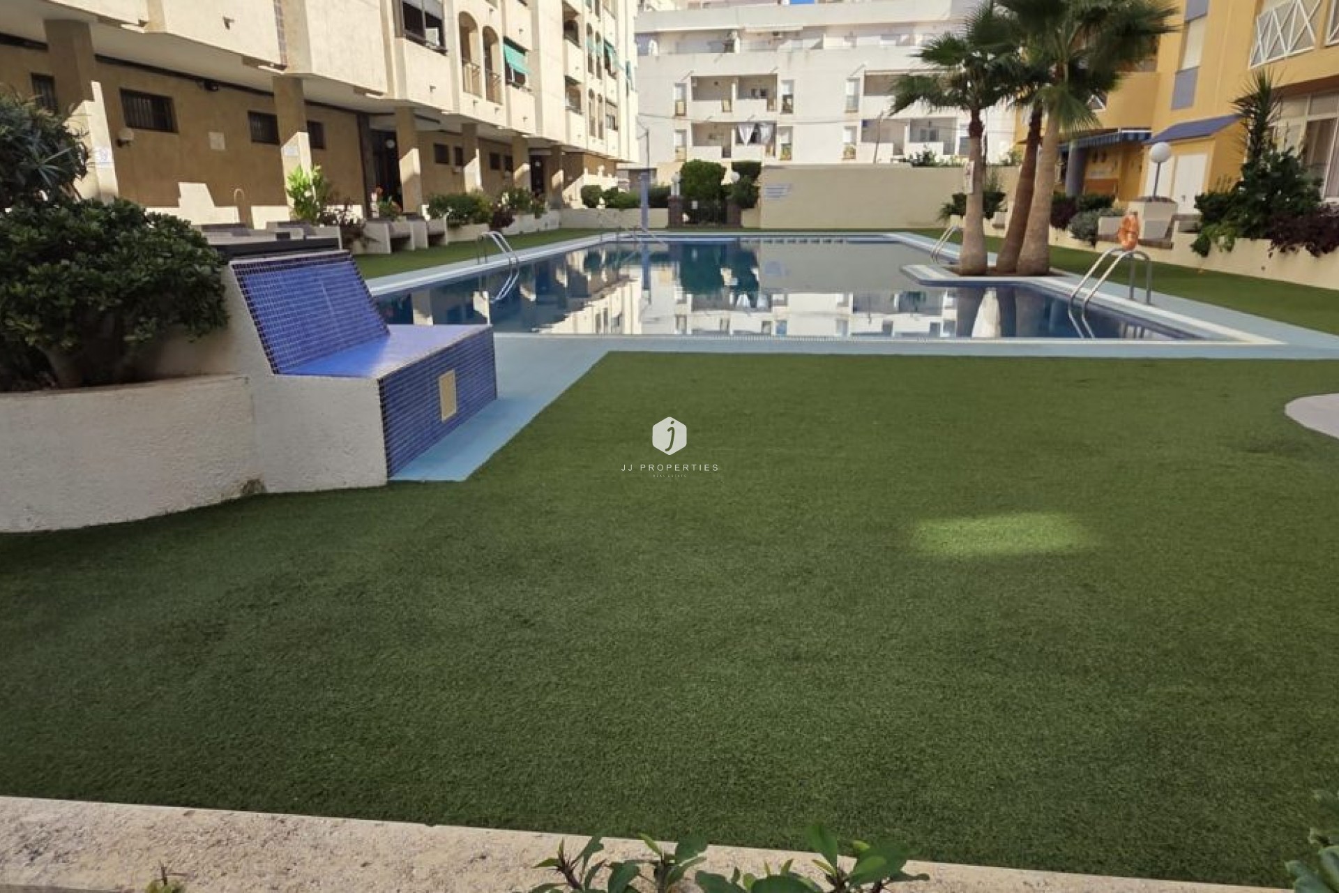 Tweedehands - Appartement / flat -
Torrevieja - Costa Blanca
