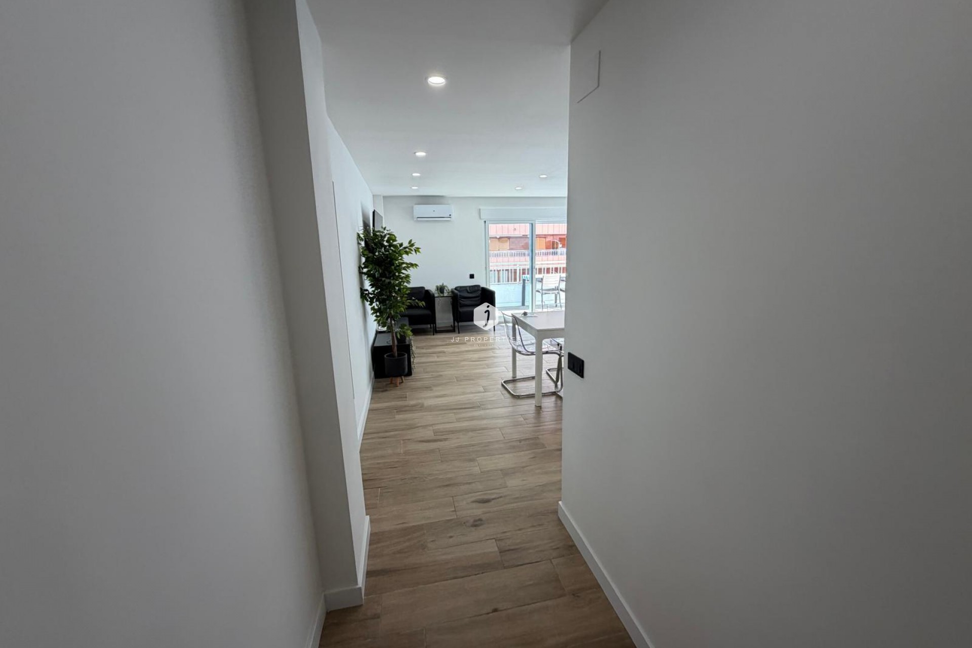 Tweedehands - Appartement / flat -
Torrevieja - Costa Blanca