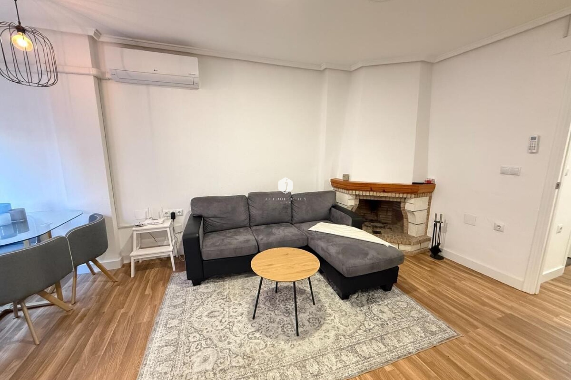 Tweedehands - Appartement / flat -
Torrevieja - Costa Blanca