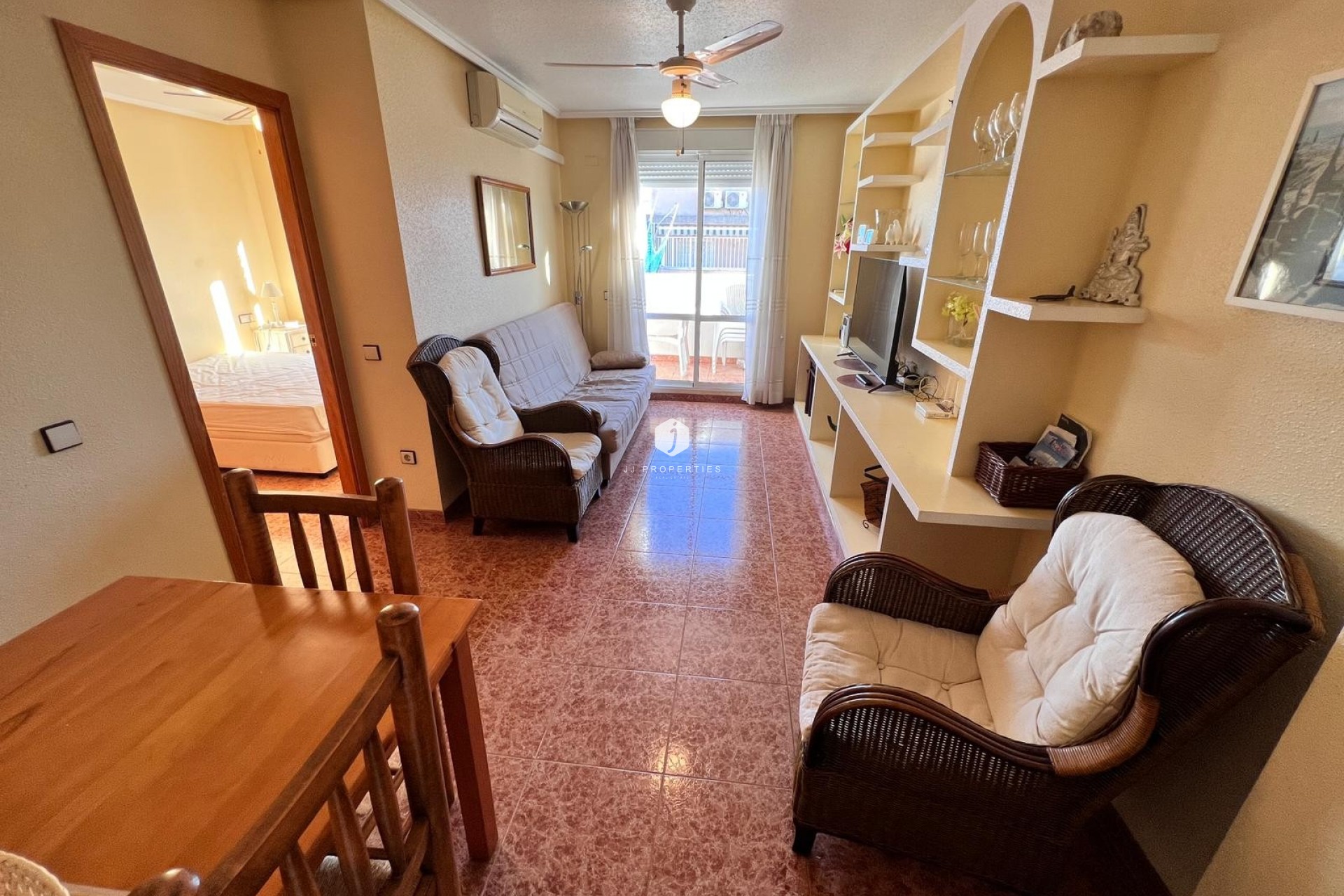 Tweedehands - Appartement / flat -
Torrevieja - Costa Blanca