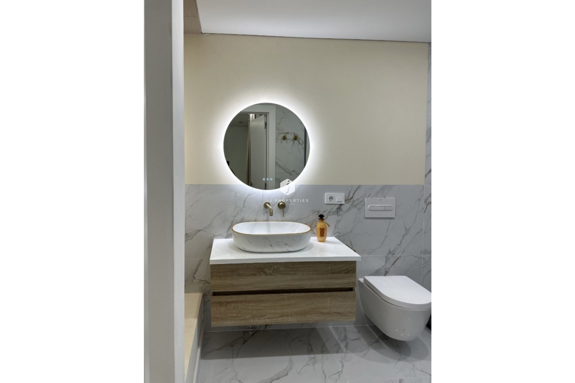 Tweedehands - Appartement / flat -
Torrevieja - Costa Blanca