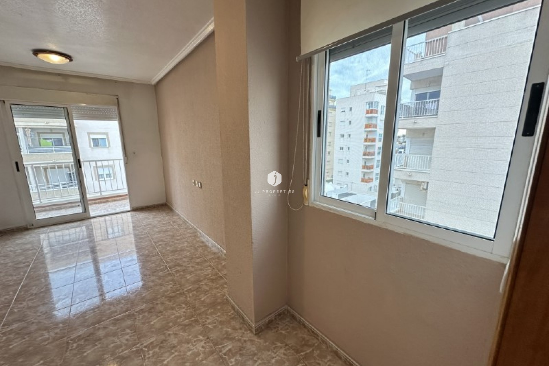 Tweedehands - Appartement / flat -
Torrevieja - Costa Blanca